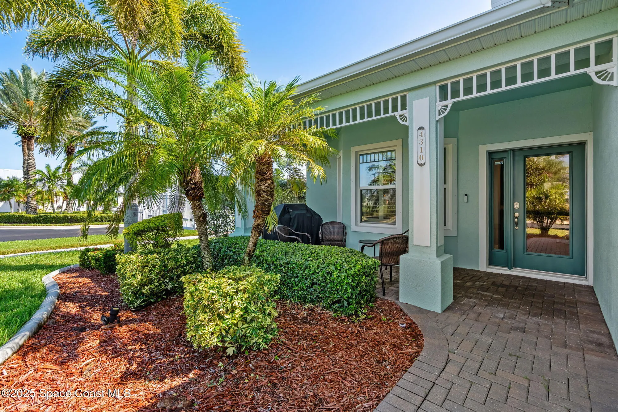 Property Slideshow image 3 of 49 | 4310 alamanda key dr, Melbourne, FL, 32901