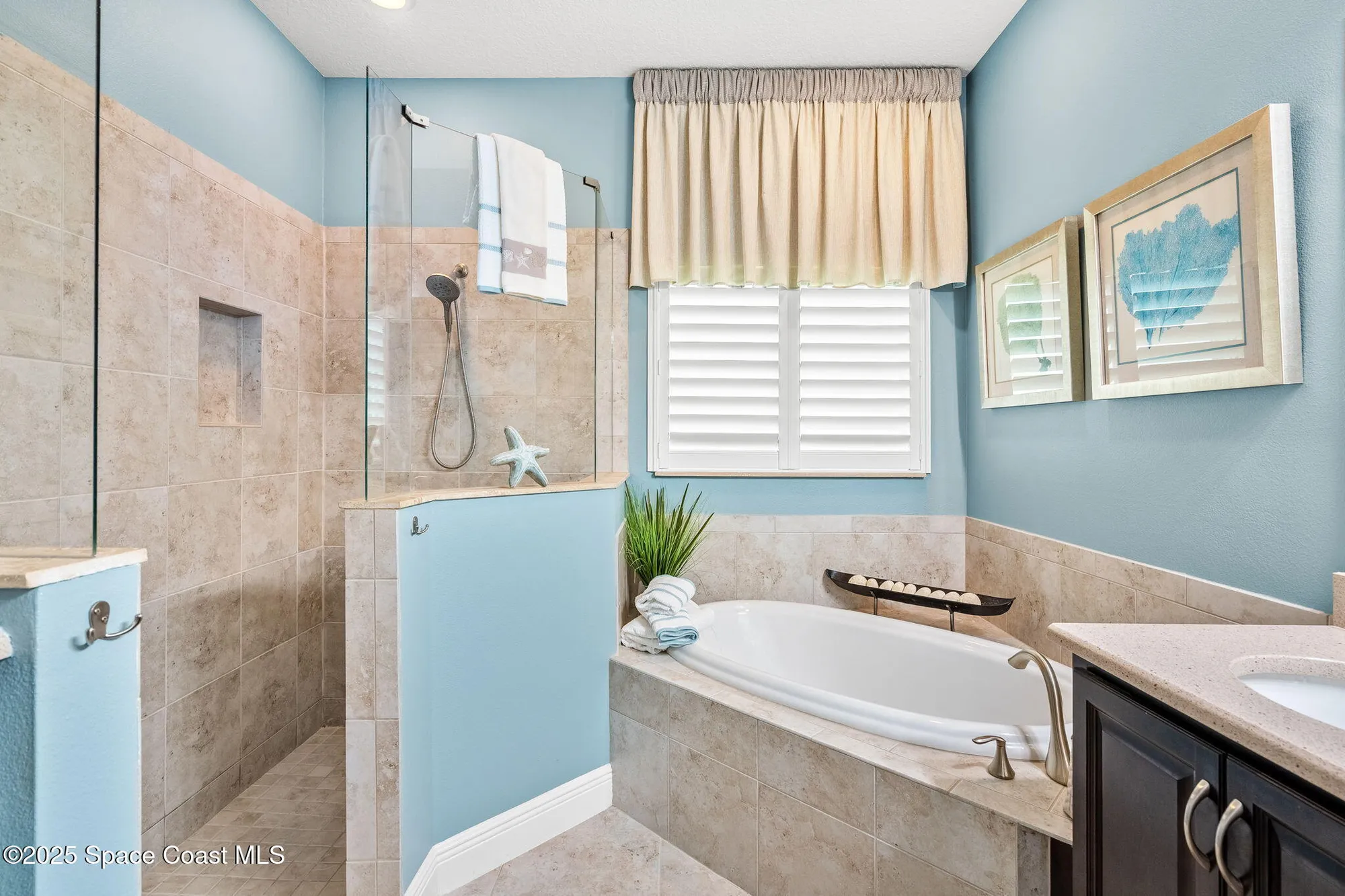 Property Slideshow image 23 of 49 | 4310 alamanda key dr, Melbourne, FL, 32901
