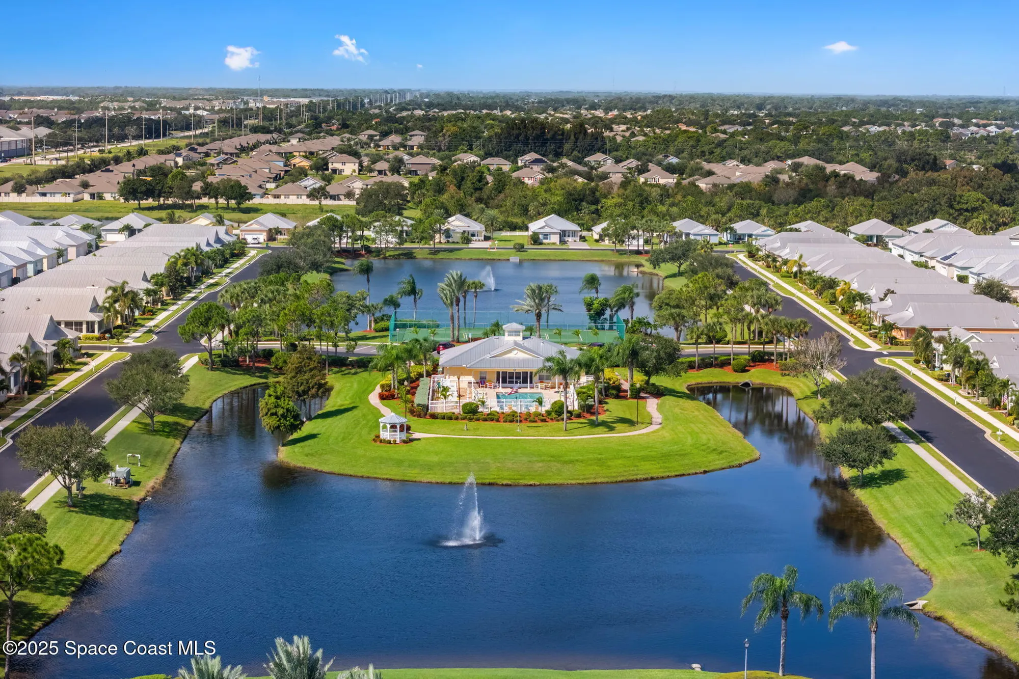 Property Slideshow image 33 of 49 | 4310 alamanda key dr, Melbourne, FL, 32901