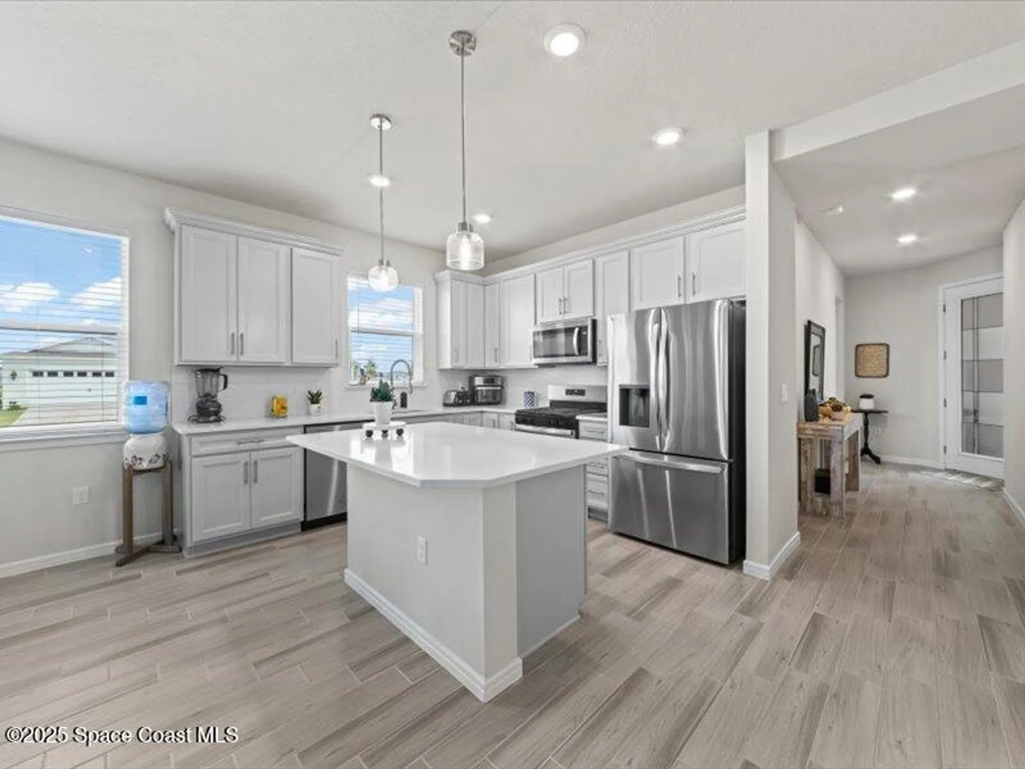 Property Slideshow image 8 of 36 | 8967 splashing dr, Melbourne, FL, 32940