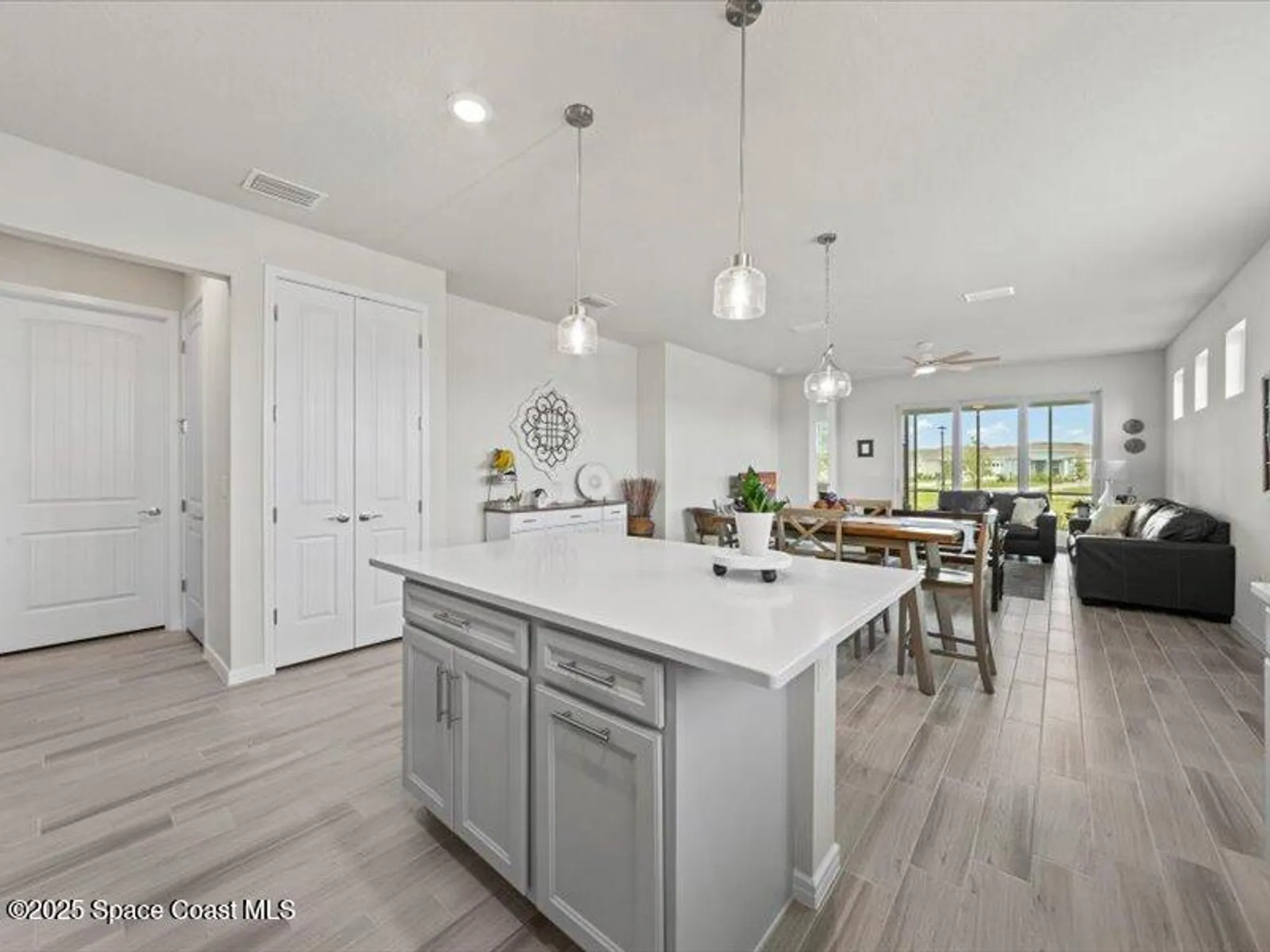 Property Slideshow image 10 of 36 | 8967 splashing dr, Melbourne, FL, 32940