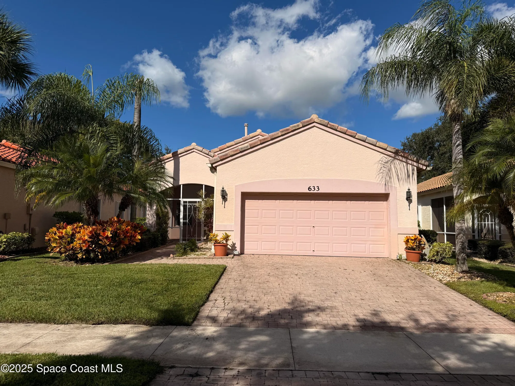 Property Slideshow image 1 of 29 | 633 nw whitfield way, Port St Lucie, FL, 34986