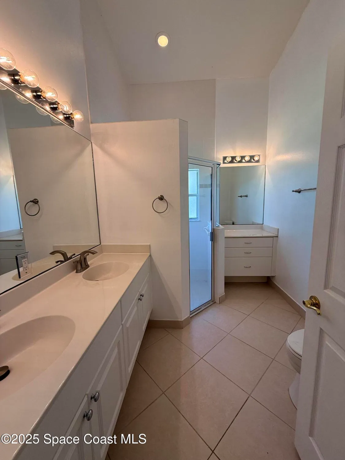 Property Slideshow image 10 of 29 | 633 nw whitfield way, Port St Lucie, FL, 34986