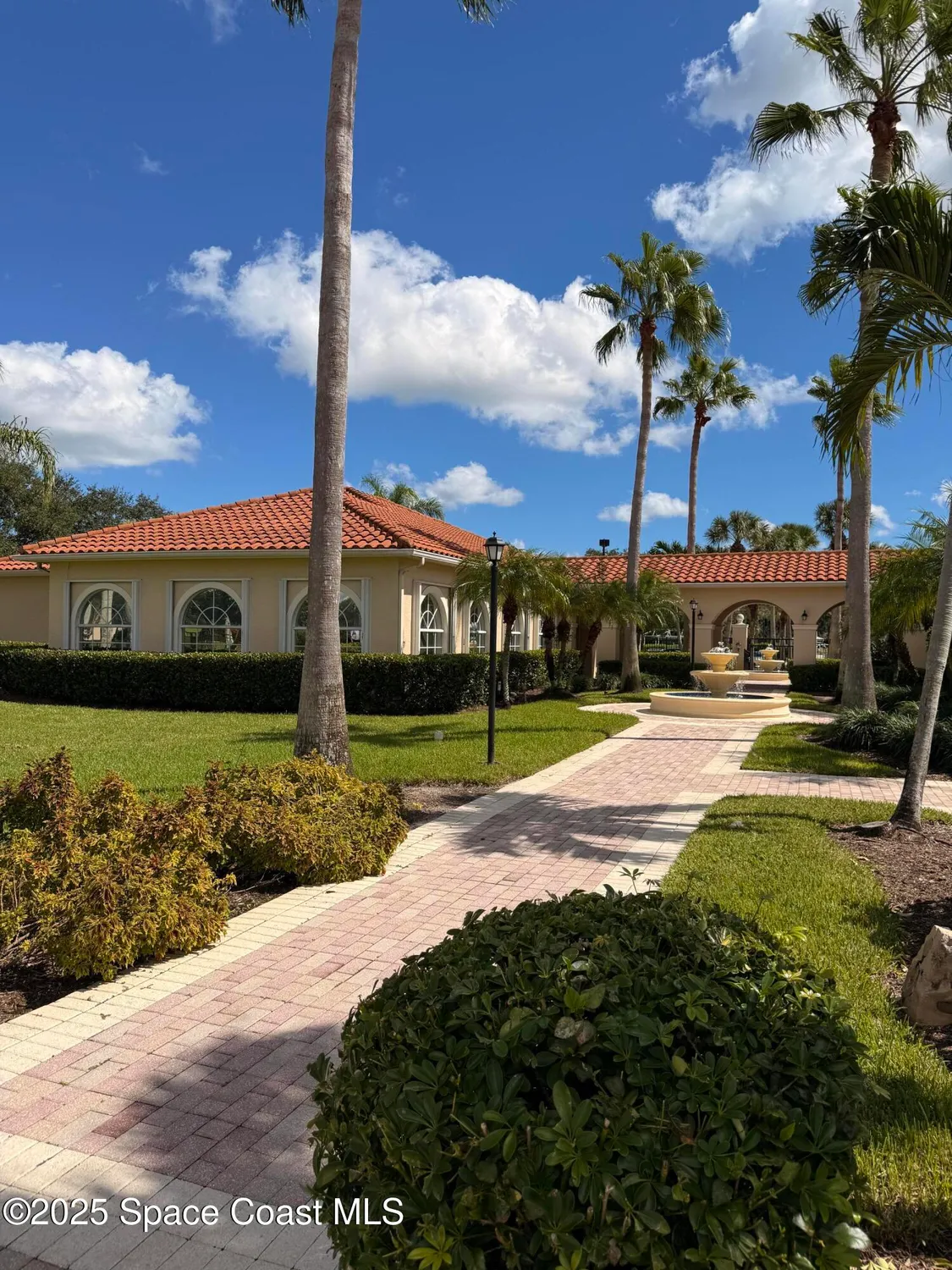 Property Slideshow image 18 of 29 | 633 nw whitfield way, Port St Lucie, FL, 34986