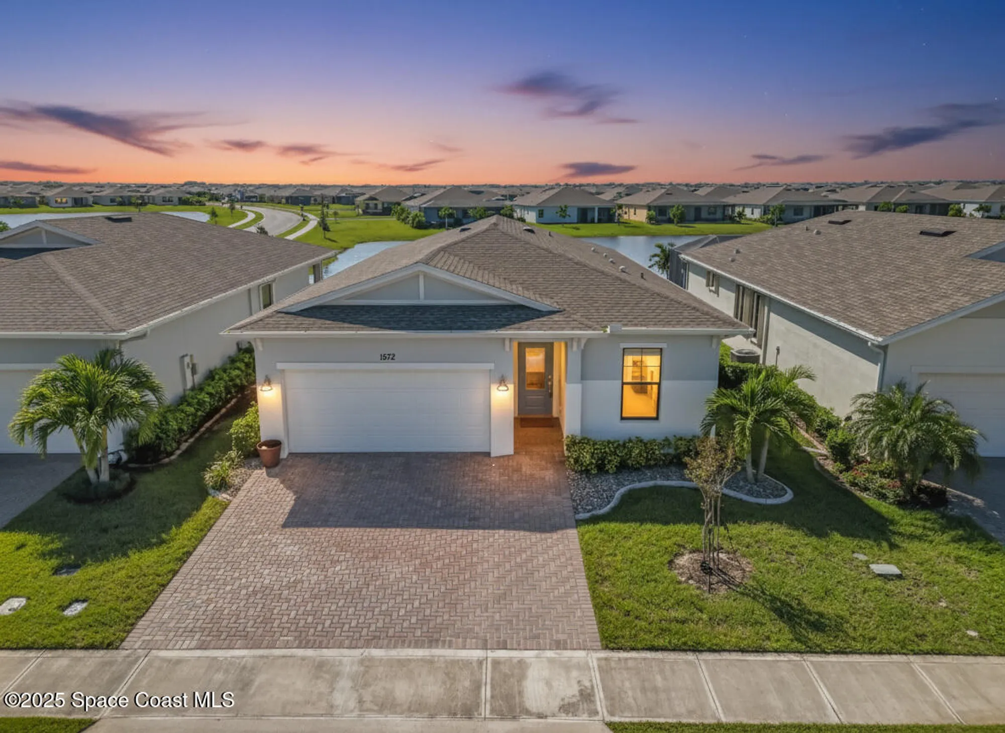 Property Slideshow image 1 of 66 | 1572 great belt cir, Melbourne, FL, 32940