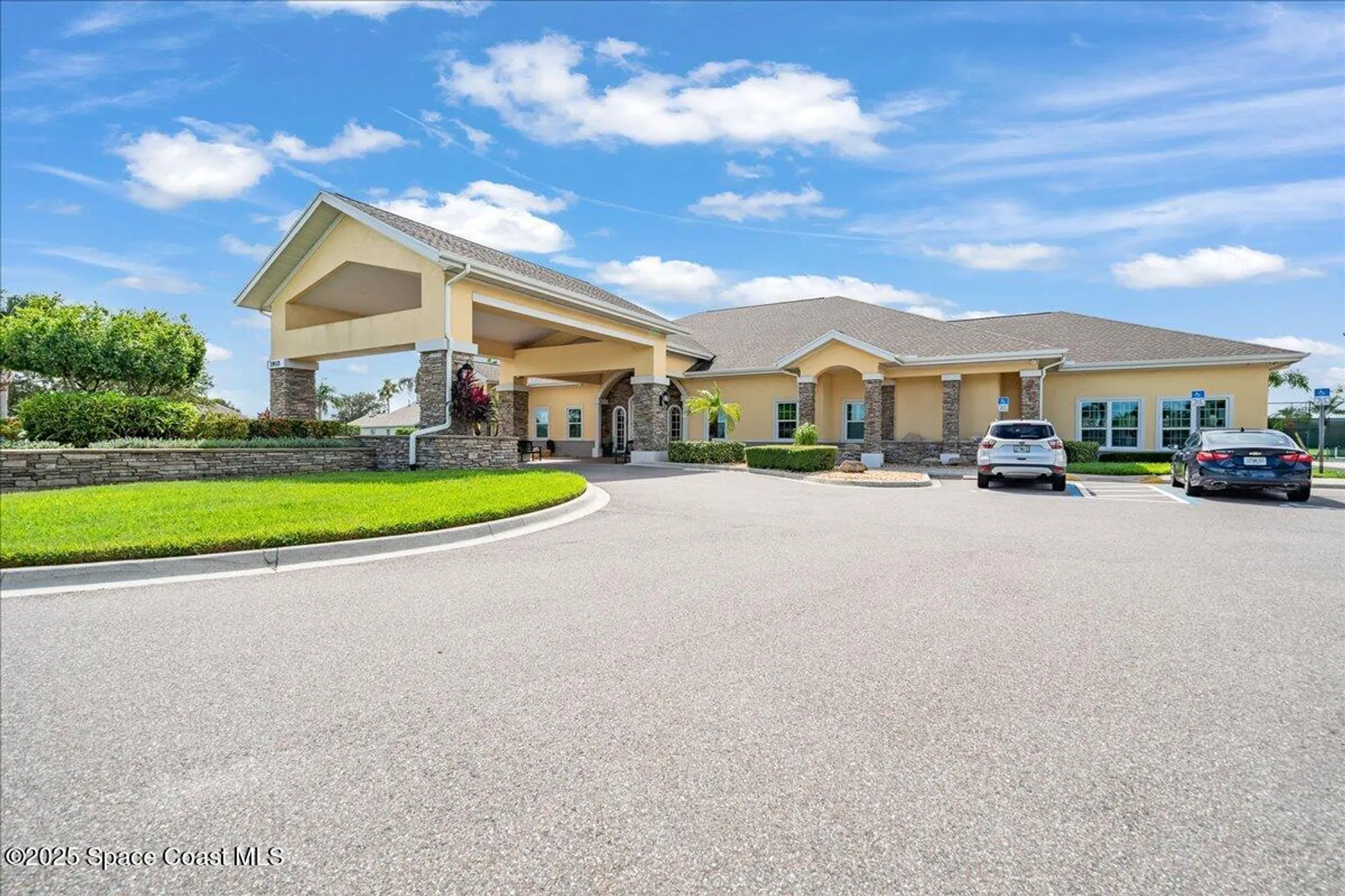 Property Slideshow image 33 of 41 | 1671 lago mar dr, Melbourne, FL, 32940