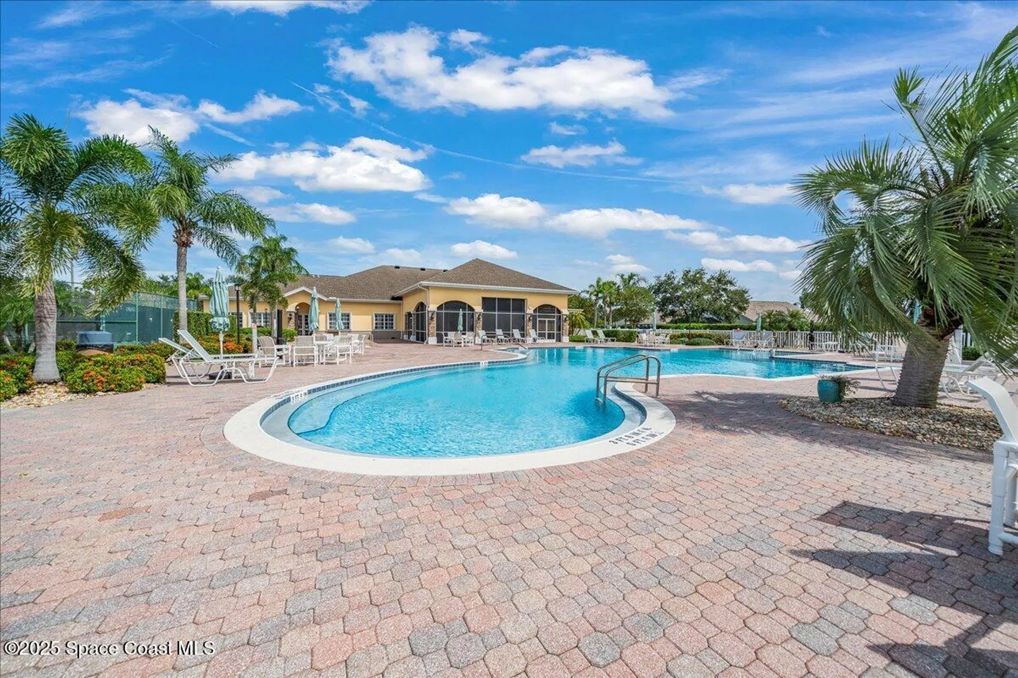 Property Slideshow image 35 of 41 | 1671 lago mar dr, Melbourne, FL, 32940