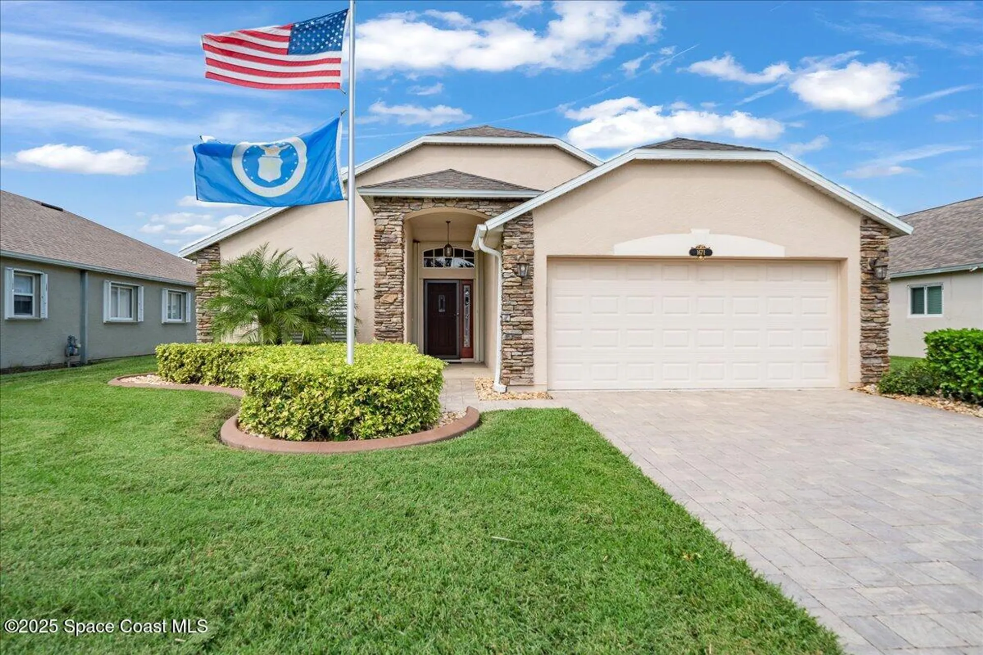 Property Slideshow image 1 of 41 | 1671 lago mar dr, Melbourne, FL, 32940