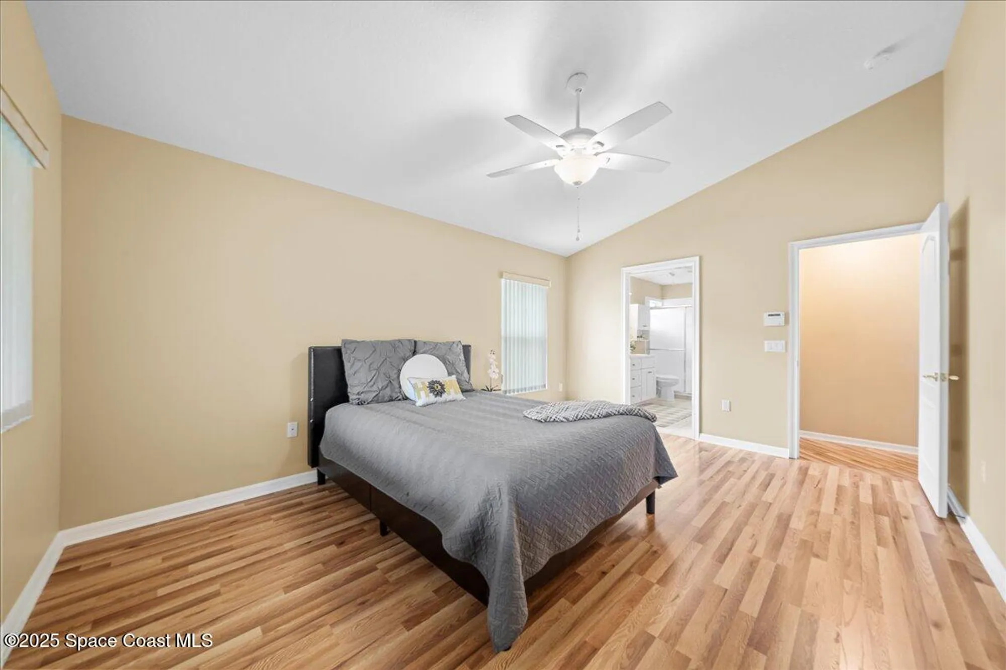 Property Slideshow image 13 of 41 | 1671 lago mar dr, Melbourne, FL, 32940