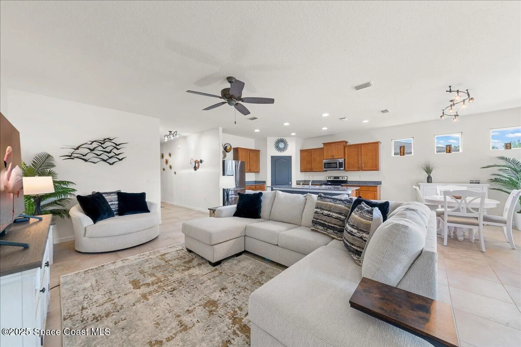 Property Slideshow image 23 of 73 | 4344 caladium cir, West Melbourne, FL, 32904