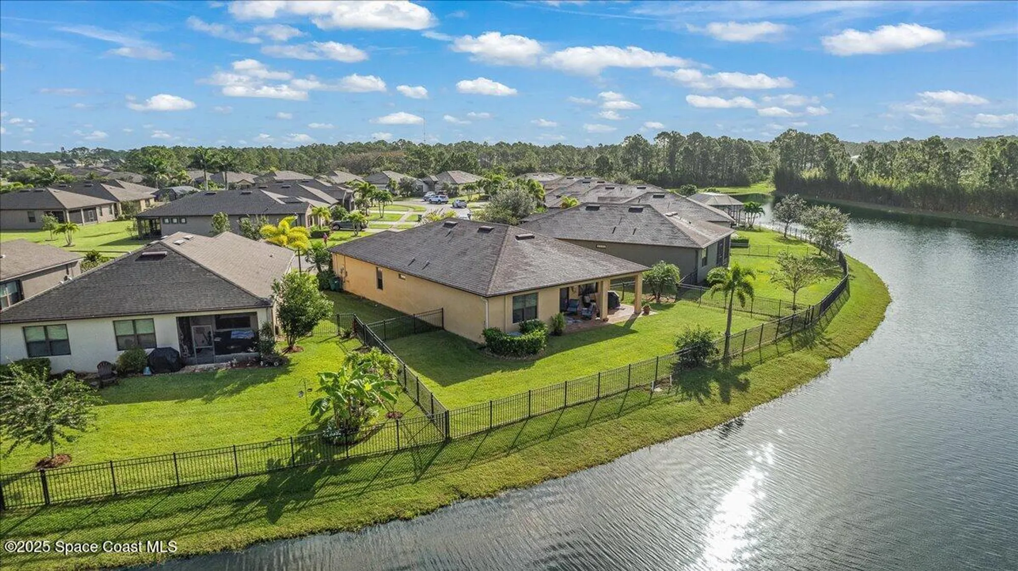 Property Slideshow image 41 of 73 | 4344 caladium cir, West Melbourne, FL, 32904