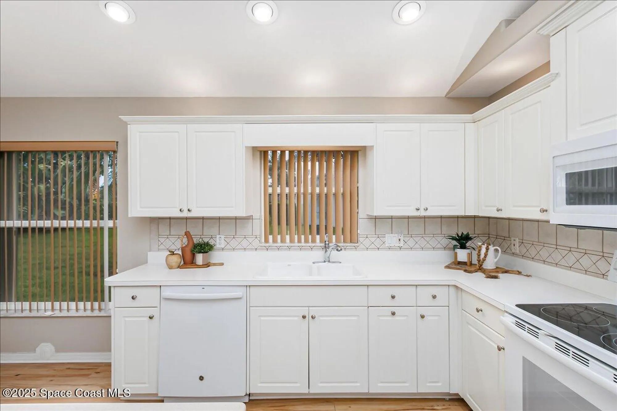 Property Slideshow image 12 of 60 | 1464 timacuan dr, Viera, FL, 32940