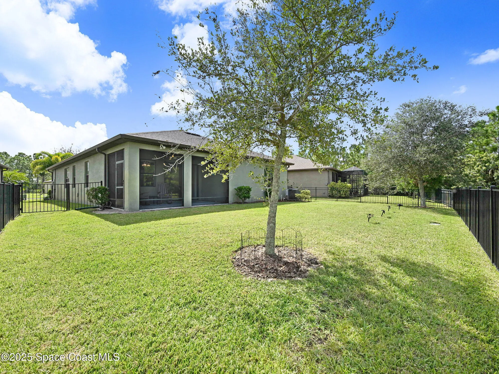 Property Slideshow image 45 of 79 | 4174 caladium cir, West Melbourne, FL, 32904