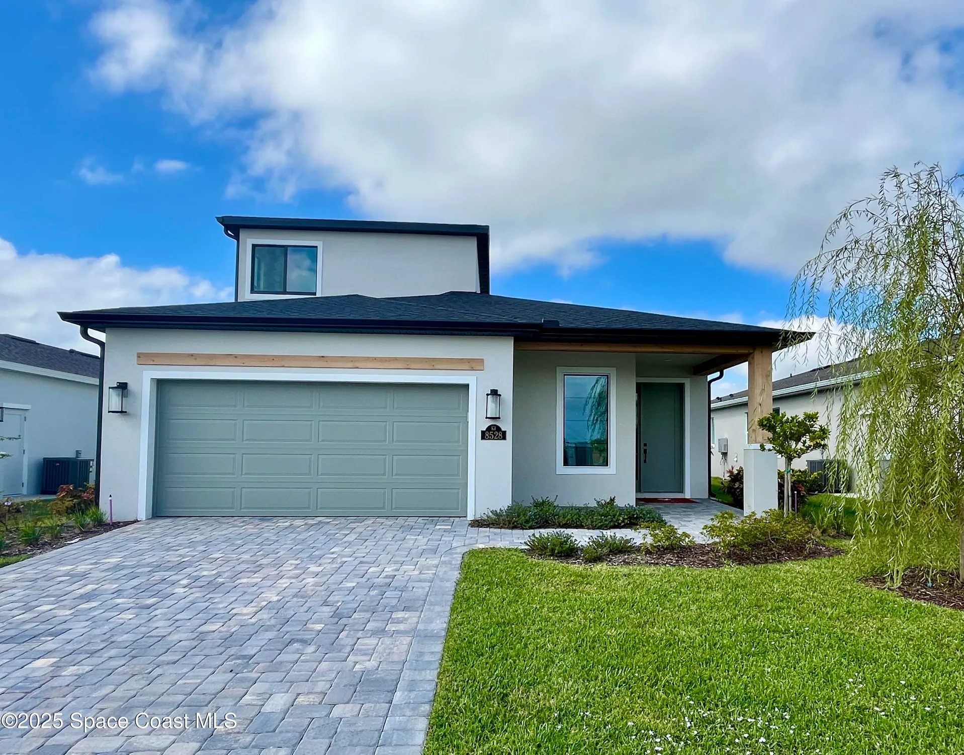 Property Slideshow image 1 of 9 | 8528 rocard ct, Melbourne, FL, 32940