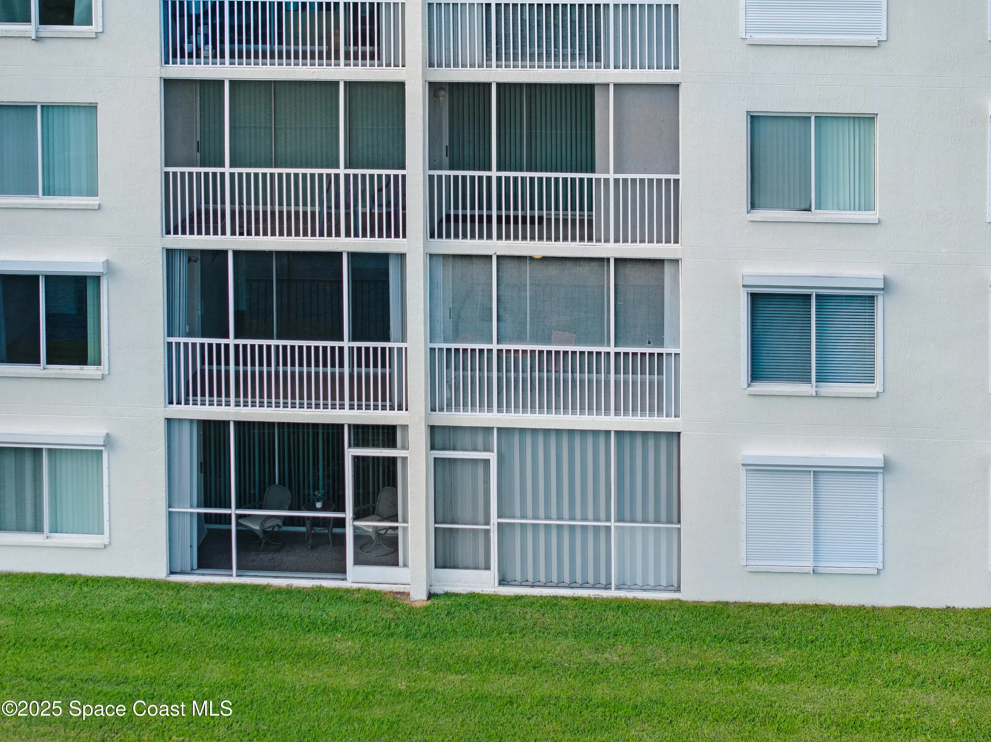 Property Slideshow image 33 of 46 | 1410 huntington ln 1203, Rockledge, FL, 32955