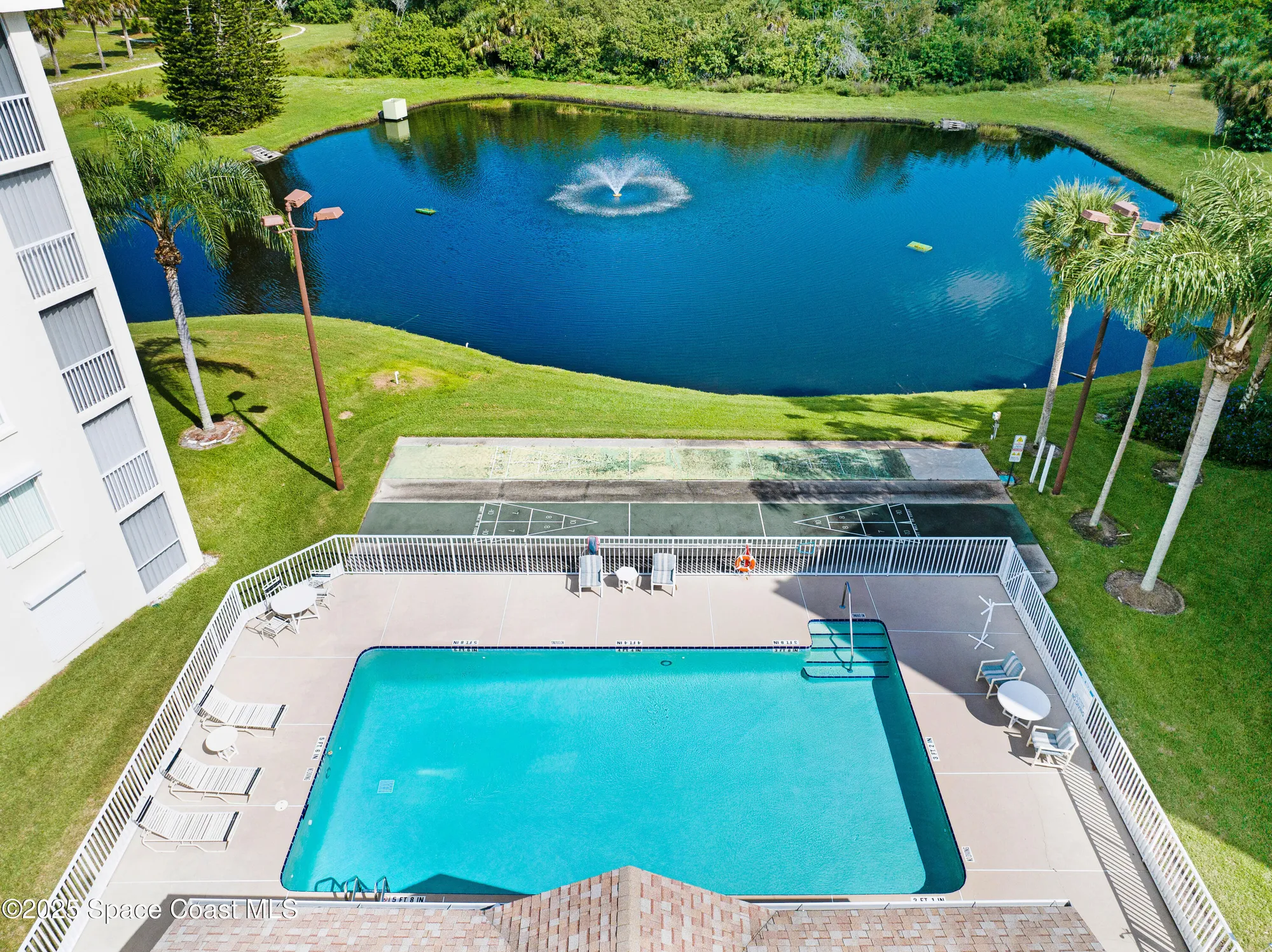 Property Slideshow image 36 of 46 | 1410 huntington ln 1203, Rockledge, FL, 32955