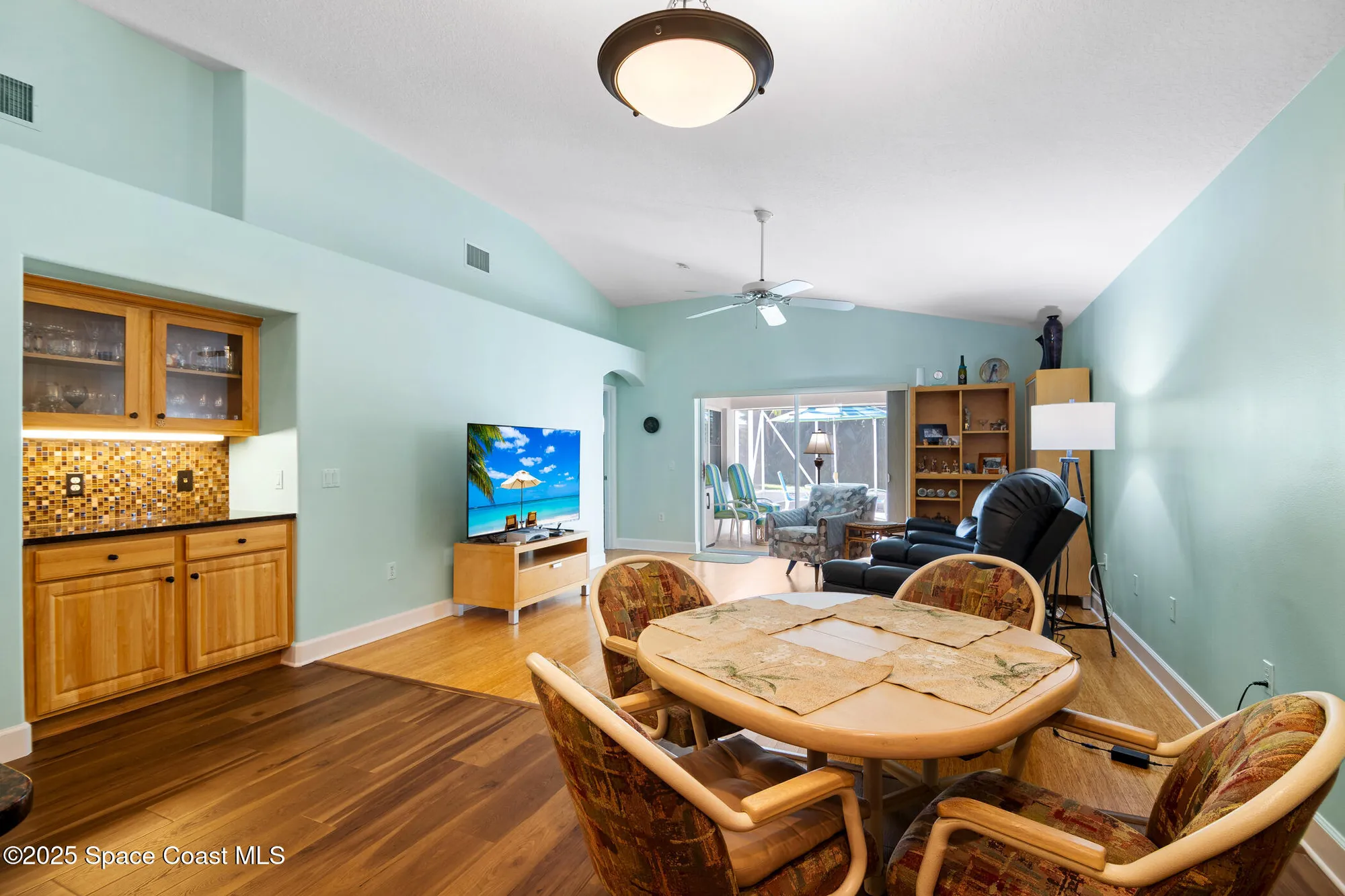 Property Slideshow image 13 of 53 | 1422 keys gate dr, Melbourne, FL, 32940