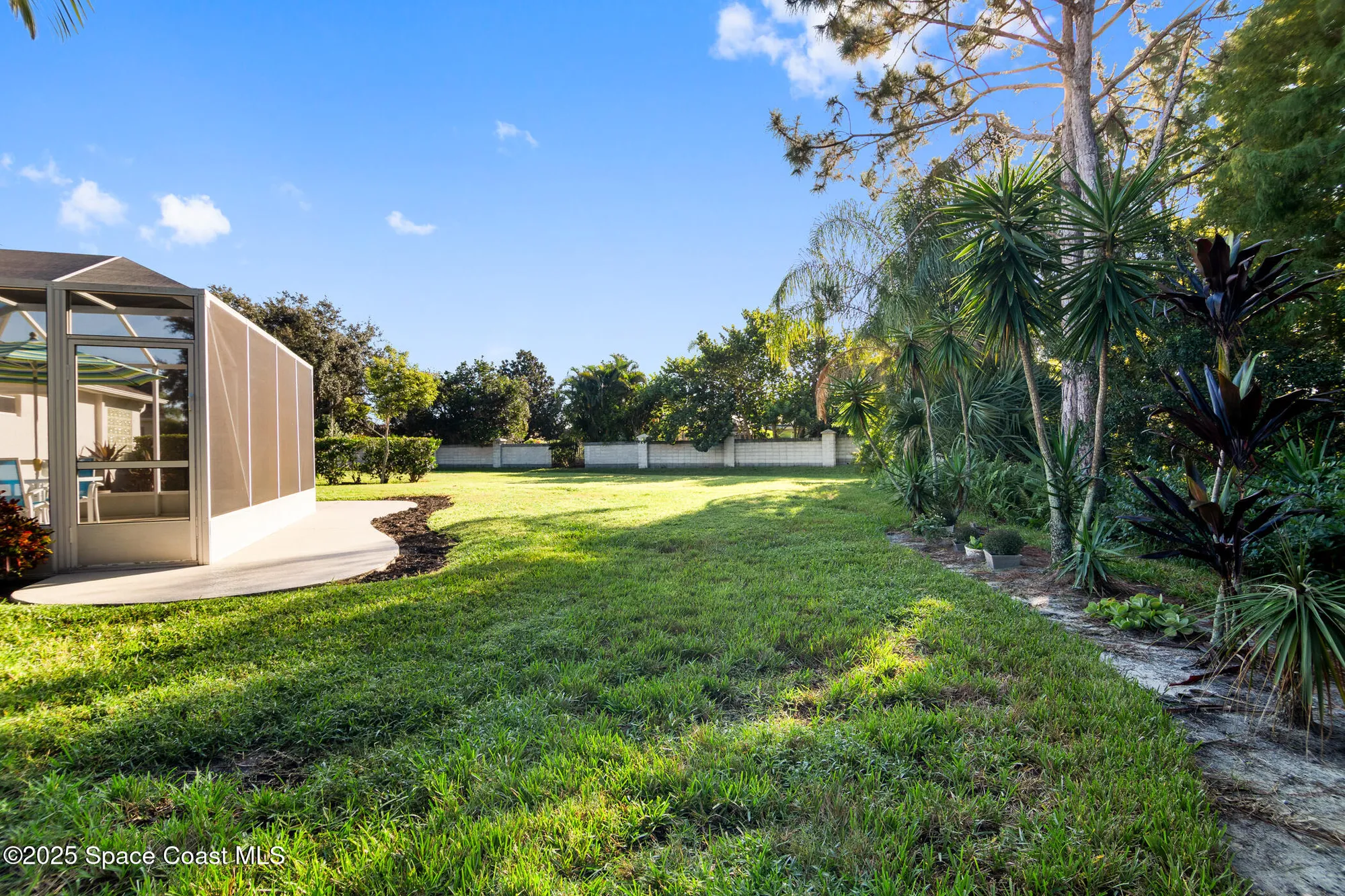 Property Slideshow image 33 of 53 | 1422 keys gate dr, Melbourne, FL, 32940