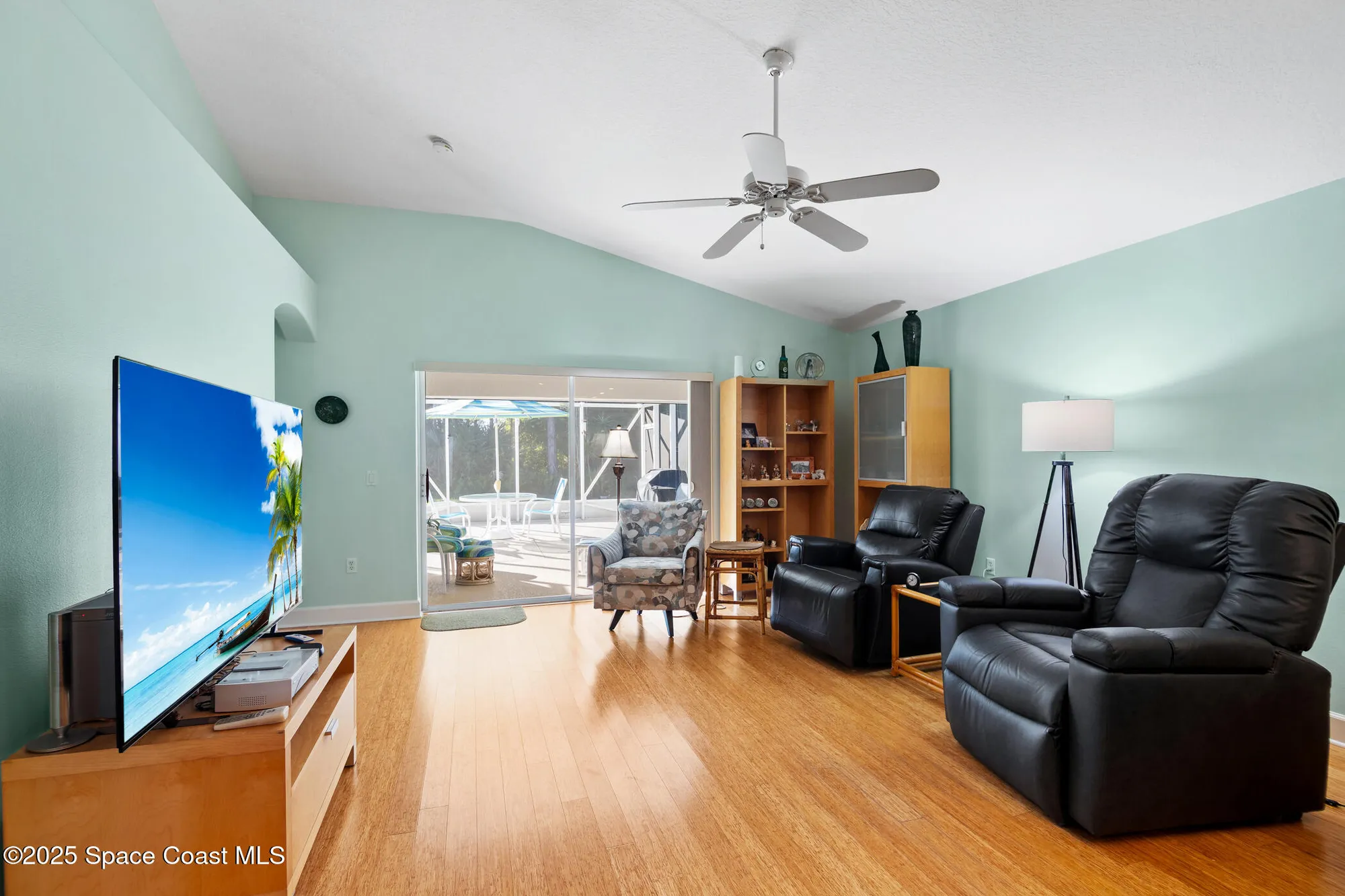 Property Slideshow image 14 of 53 | 1422 keys gate dr, Melbourne, FL, 32940