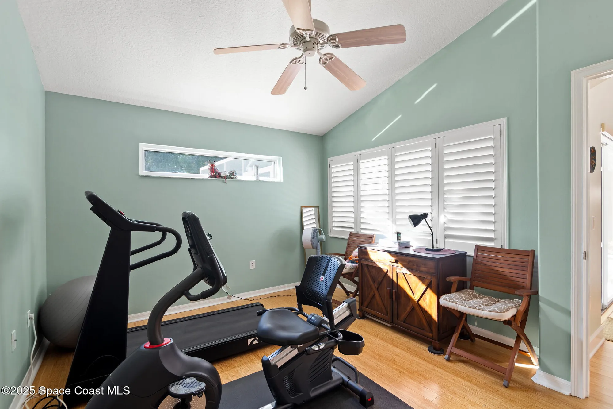 Property Slideshow image 16 of 53 | 1422 keys gate dr, Melbourne, FL, 32940