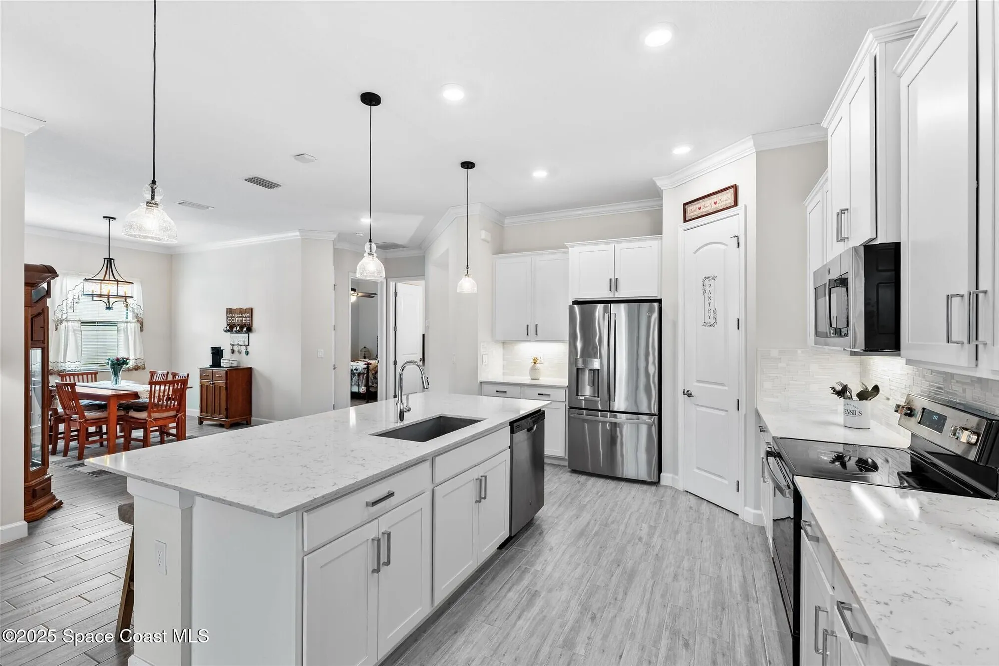 Property Slideshow image 10 of 75 | 1972 great belt cir, Melbourne, FL, 32940