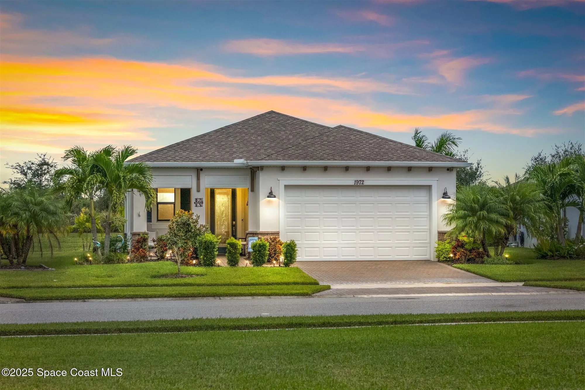 Property Slideshow image 1 of 75 | 1972 great belt cir, Melbourne, FL, 32940