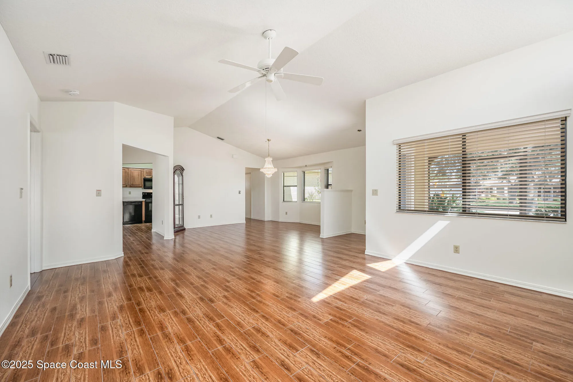 Property Slideshow image 8 of 38 | 1652 independence ave, Melbourne, FL, 32940