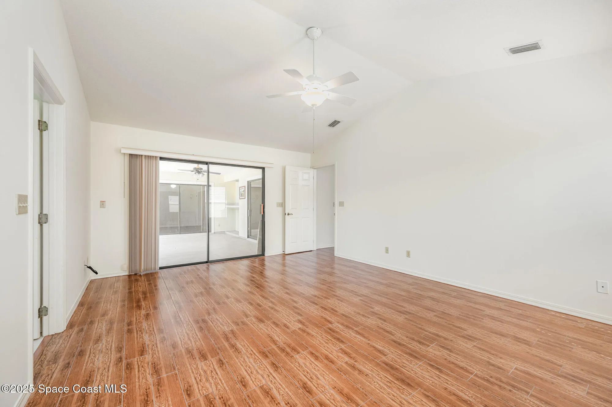 Property Slideshow image 16 of 38 | 1652 independence ave, Melbourne, FL, 32940