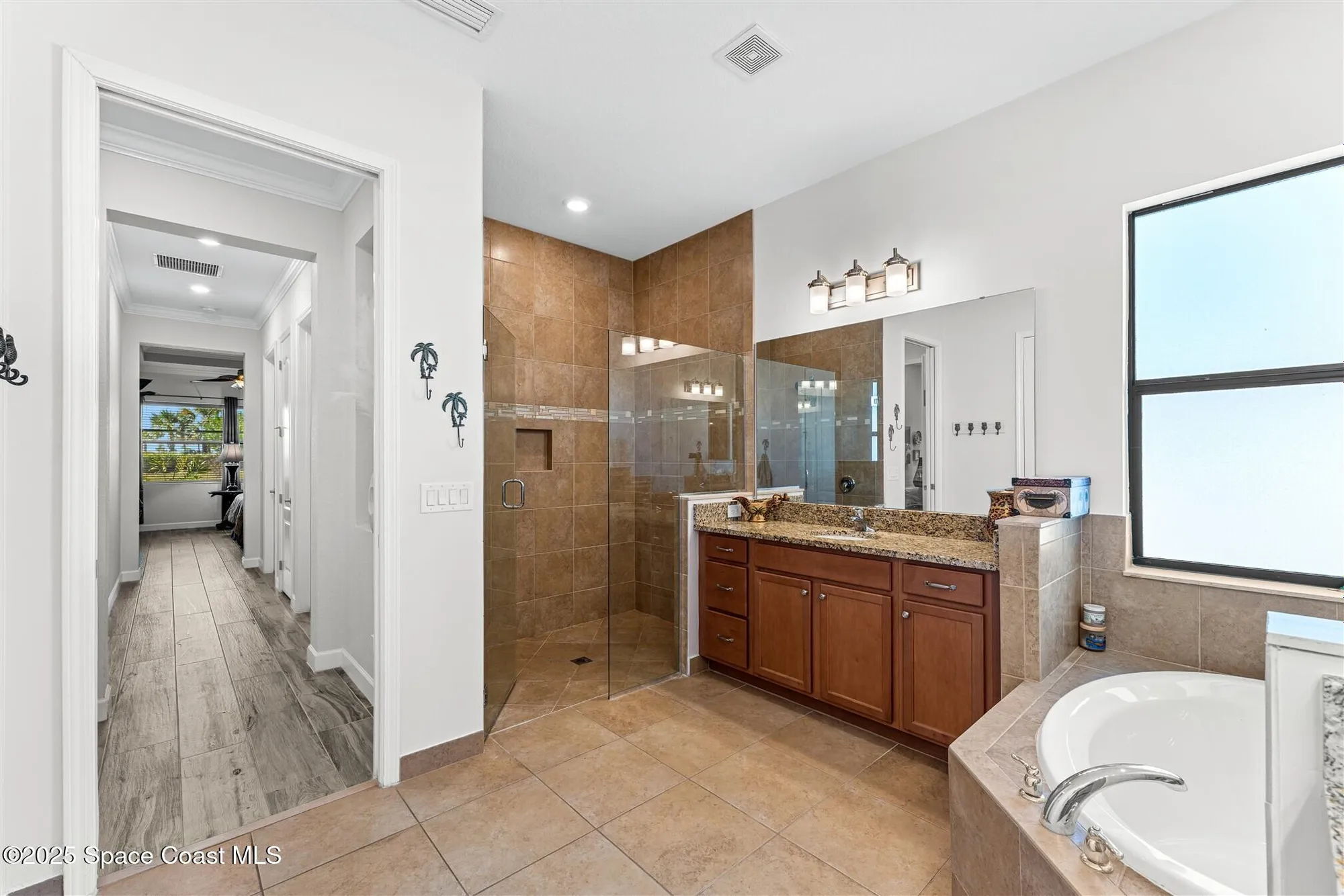 Property Slideshow image 34 of 84 | 2572 chapel bridge ln, Melbourne, FL, 32940