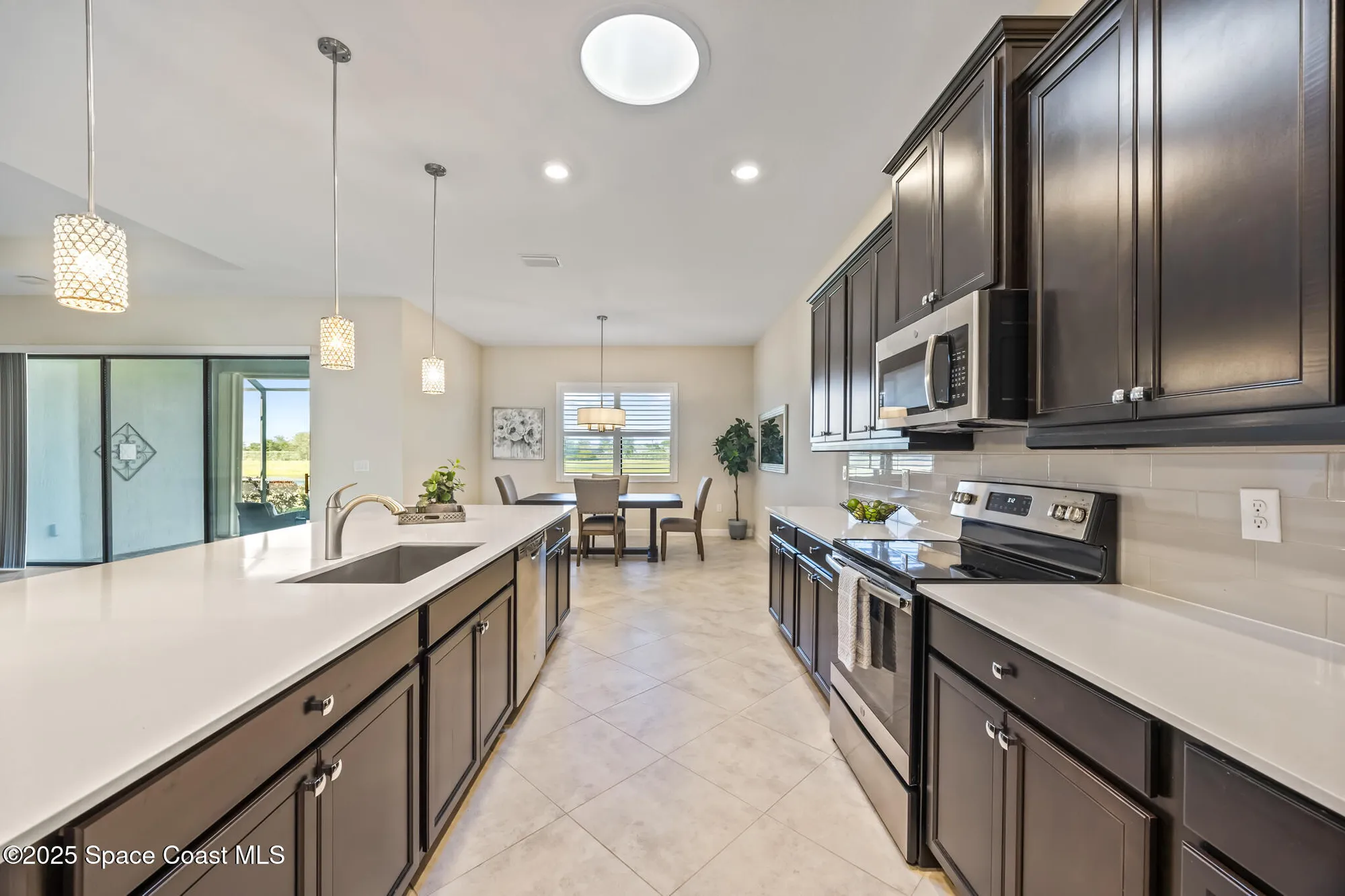 Property Slideshow image 11 of 44 | 2300 caravan pl, Melbourne, FL, 32940