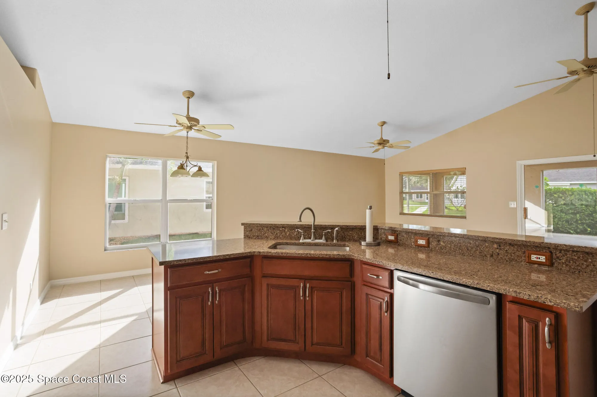 Property Slideshow image 13 of 39 | 645 brockton way, West Melbourne, FL, 32904