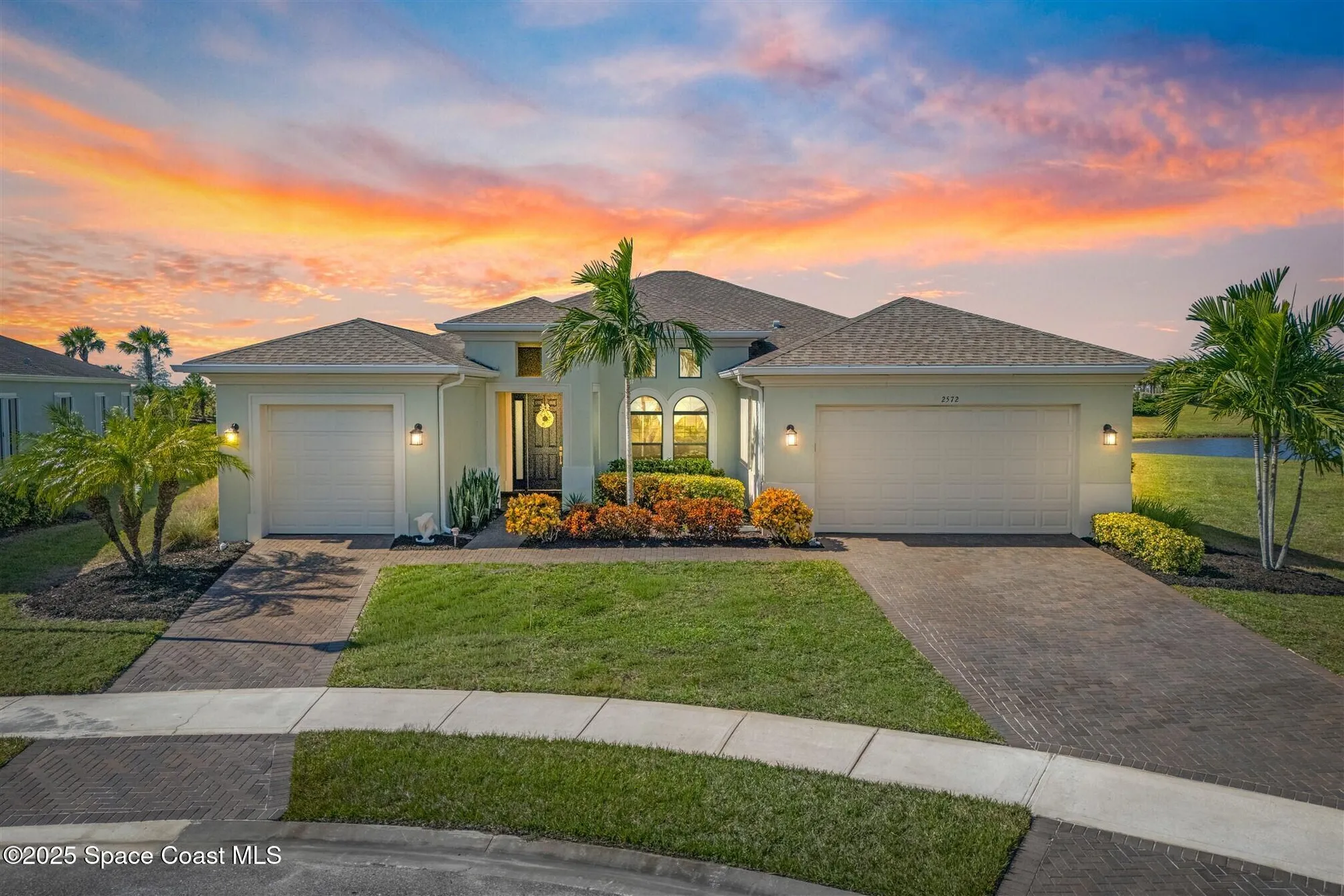 Property Slideshow image 1 of 84 | 2572 chapel bridge ln, Melbourne, FL, 32940