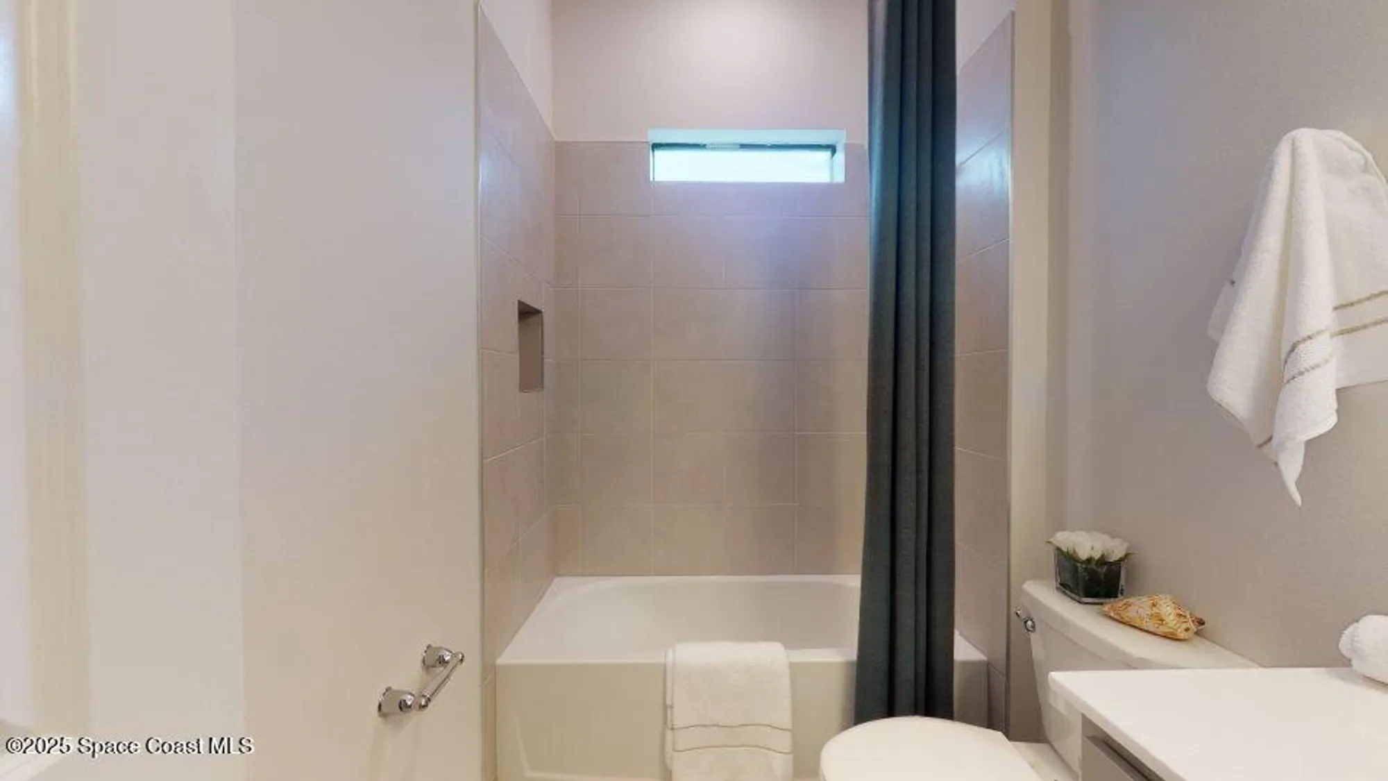 Property Slideshow image 9 of 12 | 1403 blessed isles dr nw, Palm Bay, FL, 32907