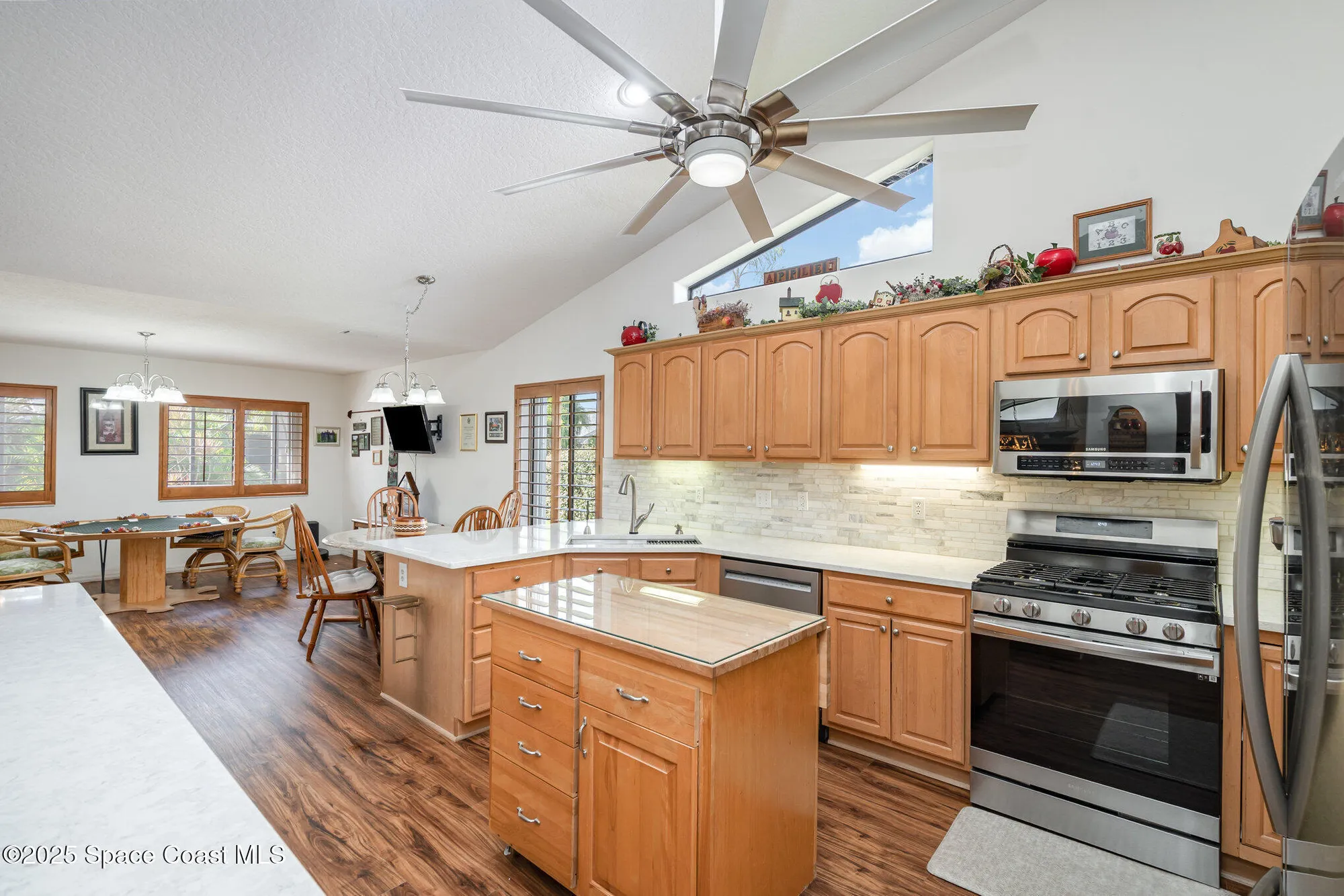 Property Slideshow image 6 of 33 | 1430 patriot dr, Melbourne, FL, 32940