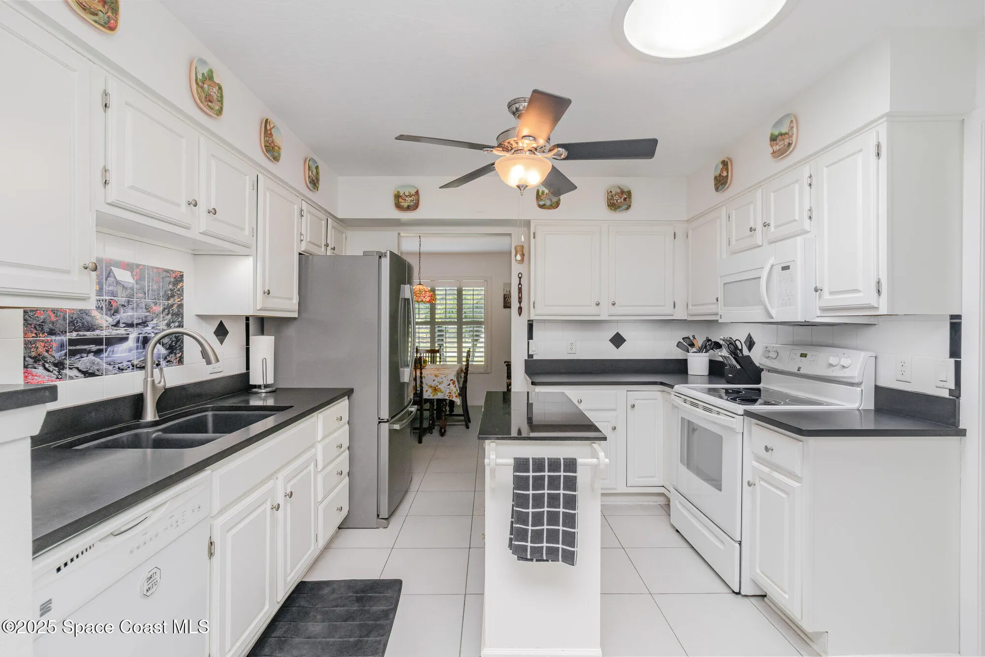 Property Slideshow image 8 of 37 | 1290 mayflower ave, Melbourne, FL, 32940
