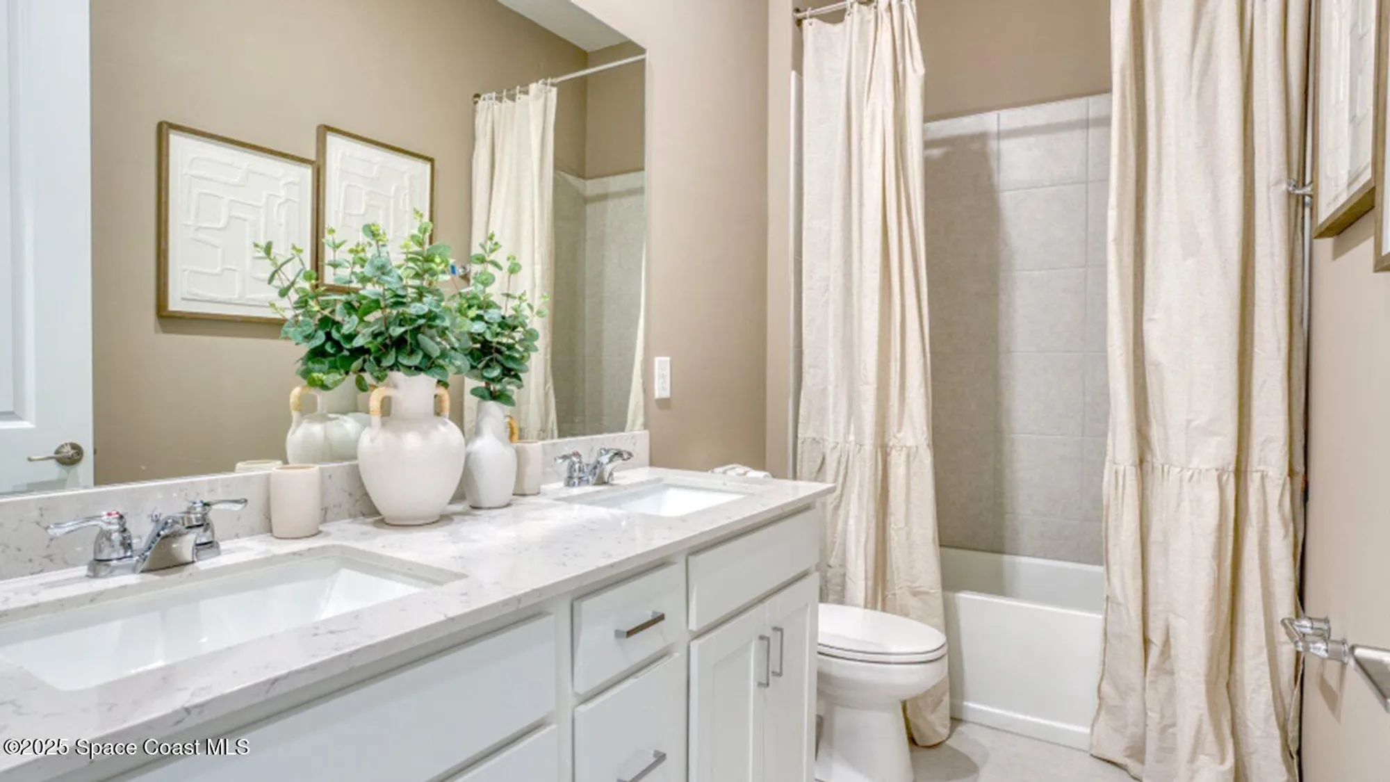 Property Slideshow image 9 of 19 | 1374 blessed isles dr nw, Palm Bay, FL, 32907