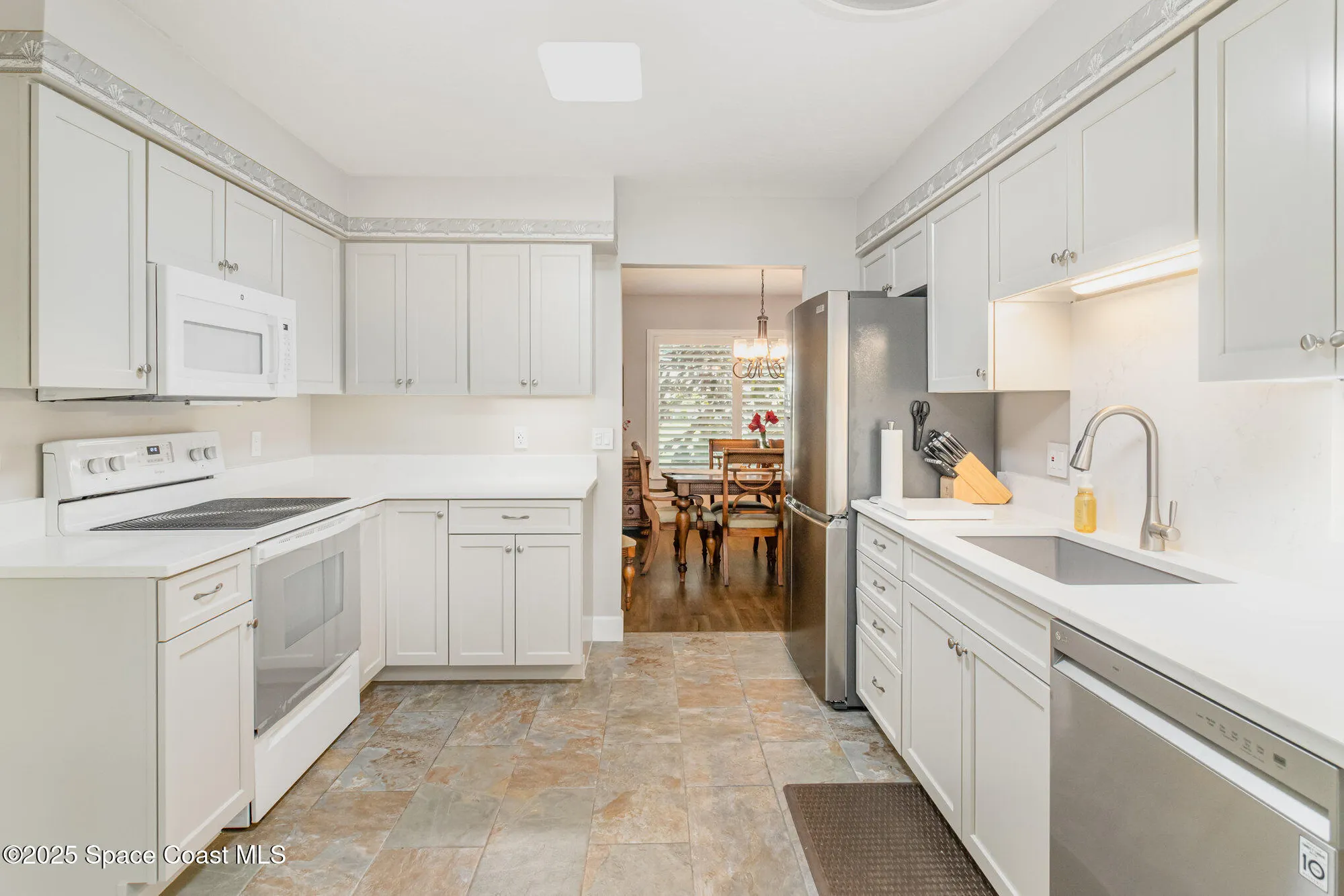 Property Slideshow image 9 of 37 | 1332 pilgrim ave, Melbourne, FL, 32940