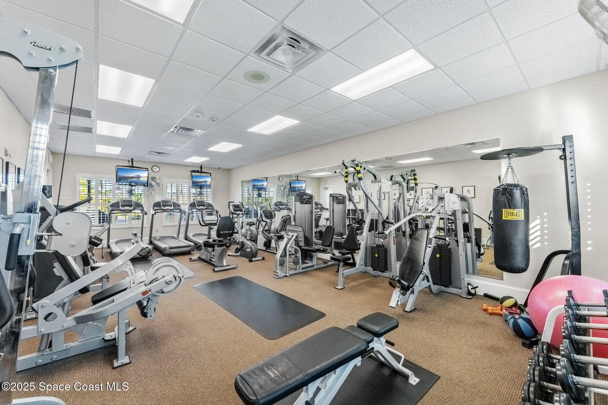 Property Slideshow image 36 of 52 | 1690 lago mar dr, Melbourne, FL, 32940