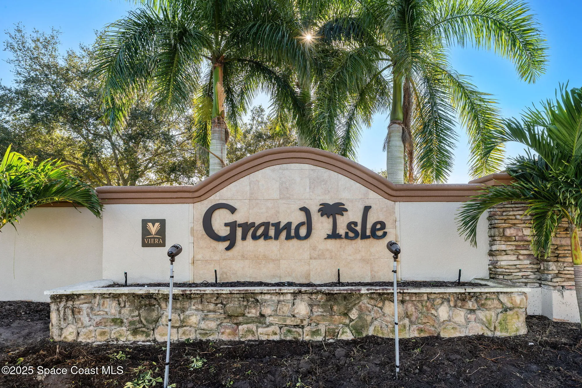 Property Slideshow image 28 of 52 | 1690 lago mar dr, Melbourne, FL, 32940