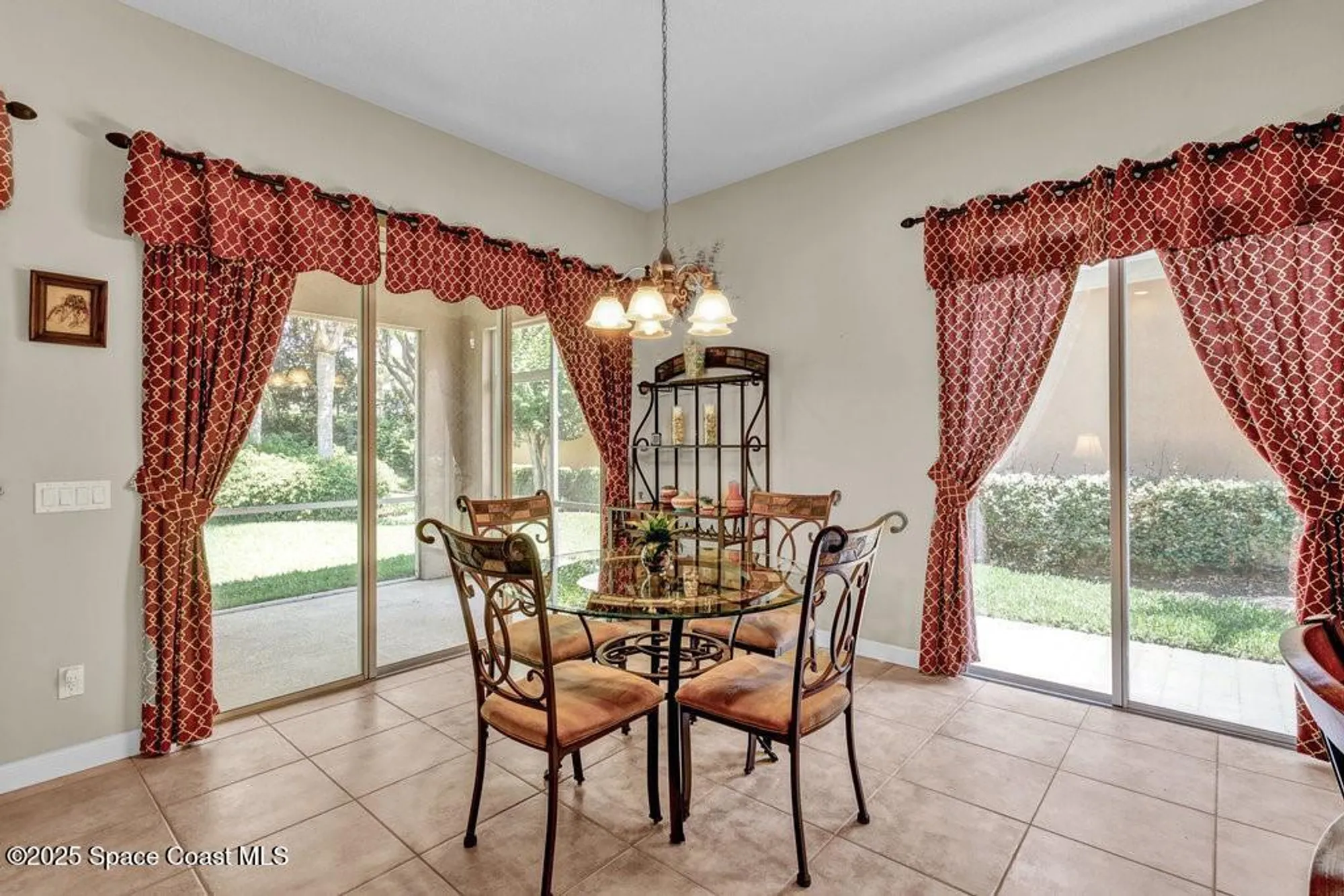 Property Slideshow image 6 of 33 | 5209 eleuthra cir, Vero Beach, FL, 32967