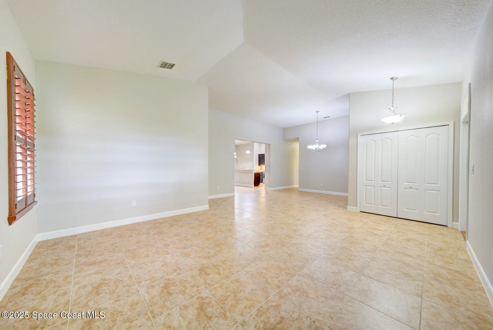 Property Slideshow image 6 of 67 | 3352 russ pl, Melbourne, FL, 32940
