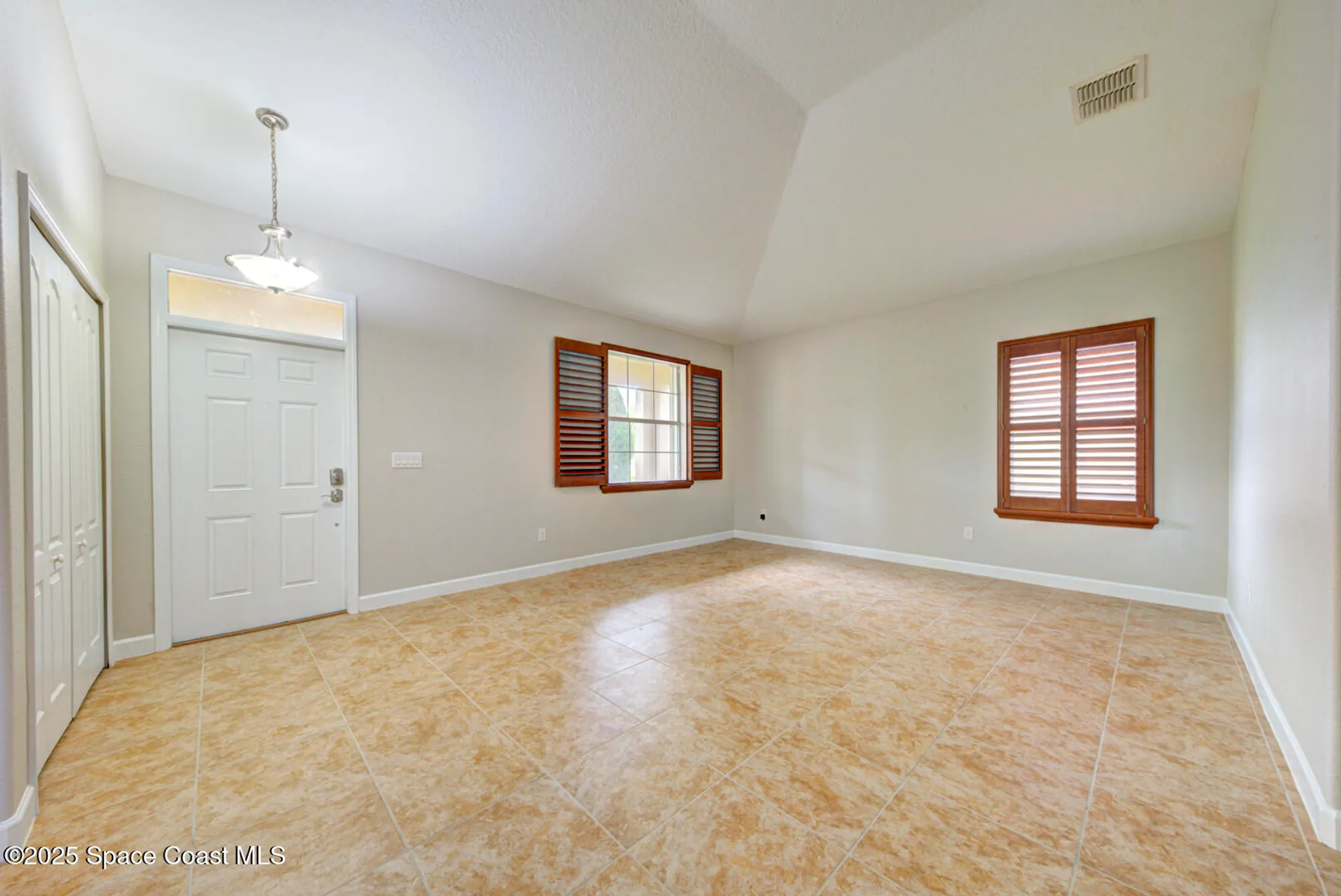 Property Slideshow image 8 of 67 | 3352 russ pl, Melbourne, FL, 32940