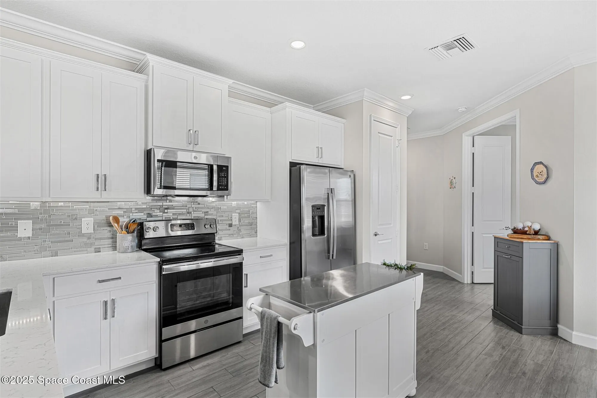 Property Slideshow image 15 of 70 | 9763 alister dr, Melbourne, FL, 32940