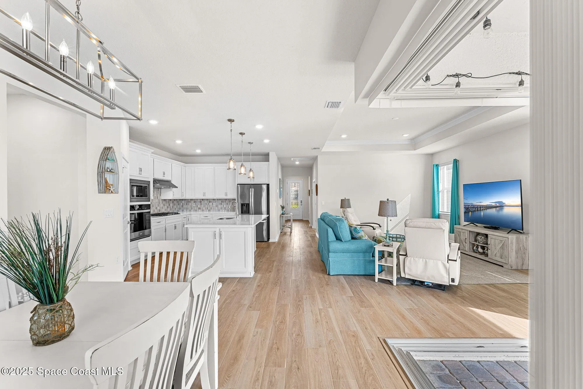 Property Slideshow image 16 of 65 | 8870 shoreline ave, Melbourne, FL, 32940