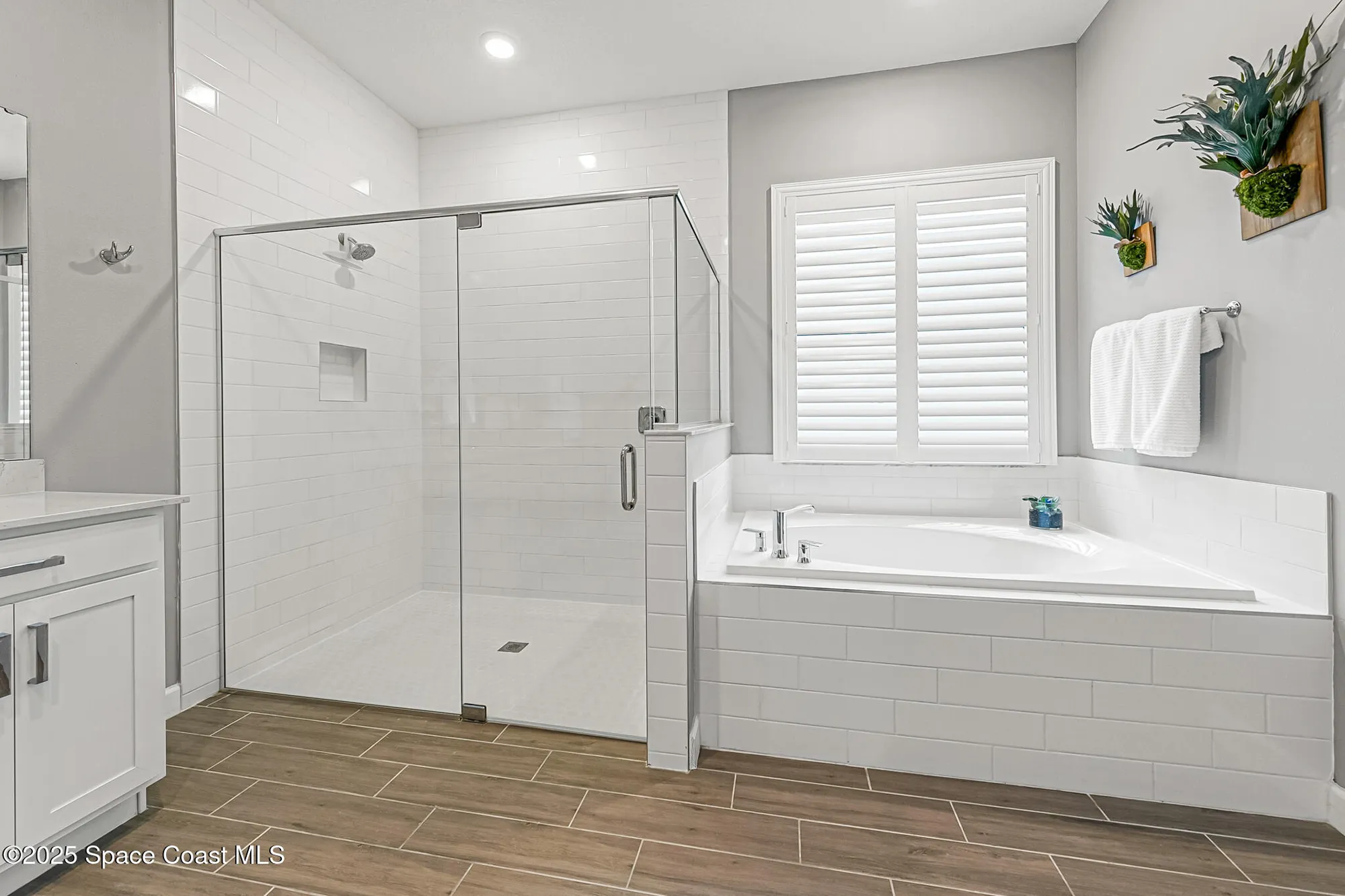 Property Slideshow image 27 of 74 | 1393 great belt cir, Melbourne, FL, 32940