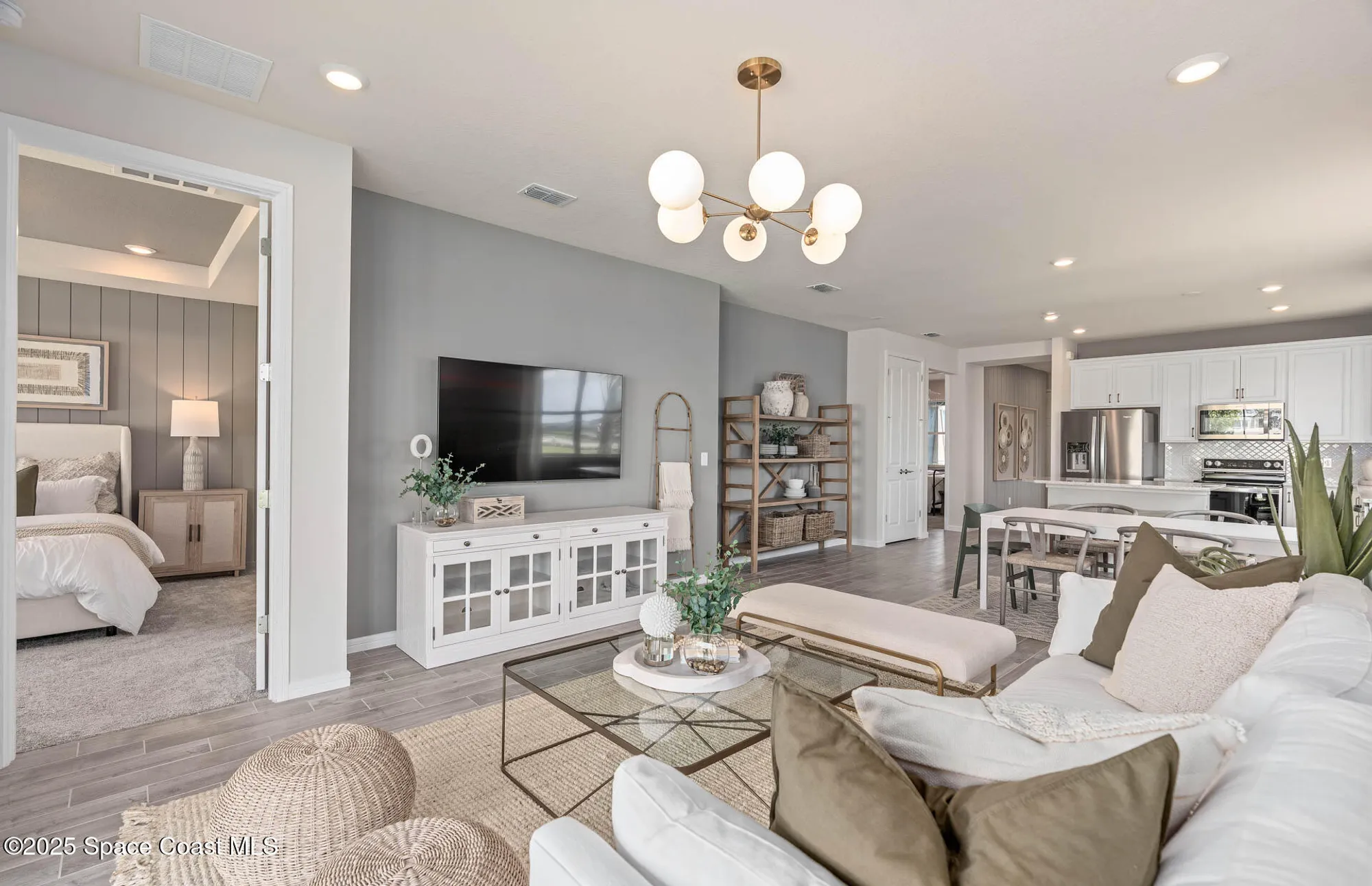 Property Slideshow image 9 of 25 | 3615 bubbles ct, Melbourne, FL, 32940