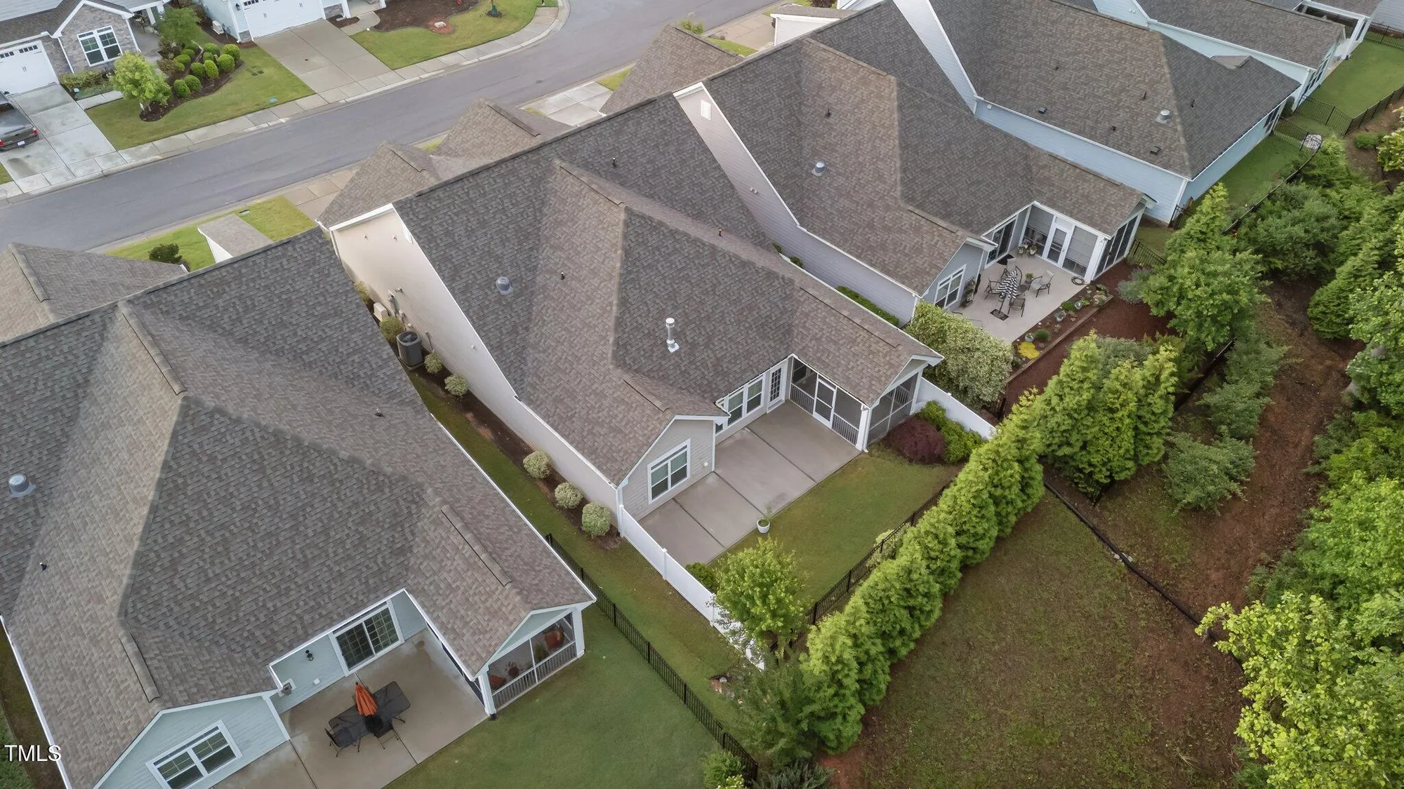 Property Slideshow image 39 of 41 | 80 bramble ln, Clayton, NC, 27527