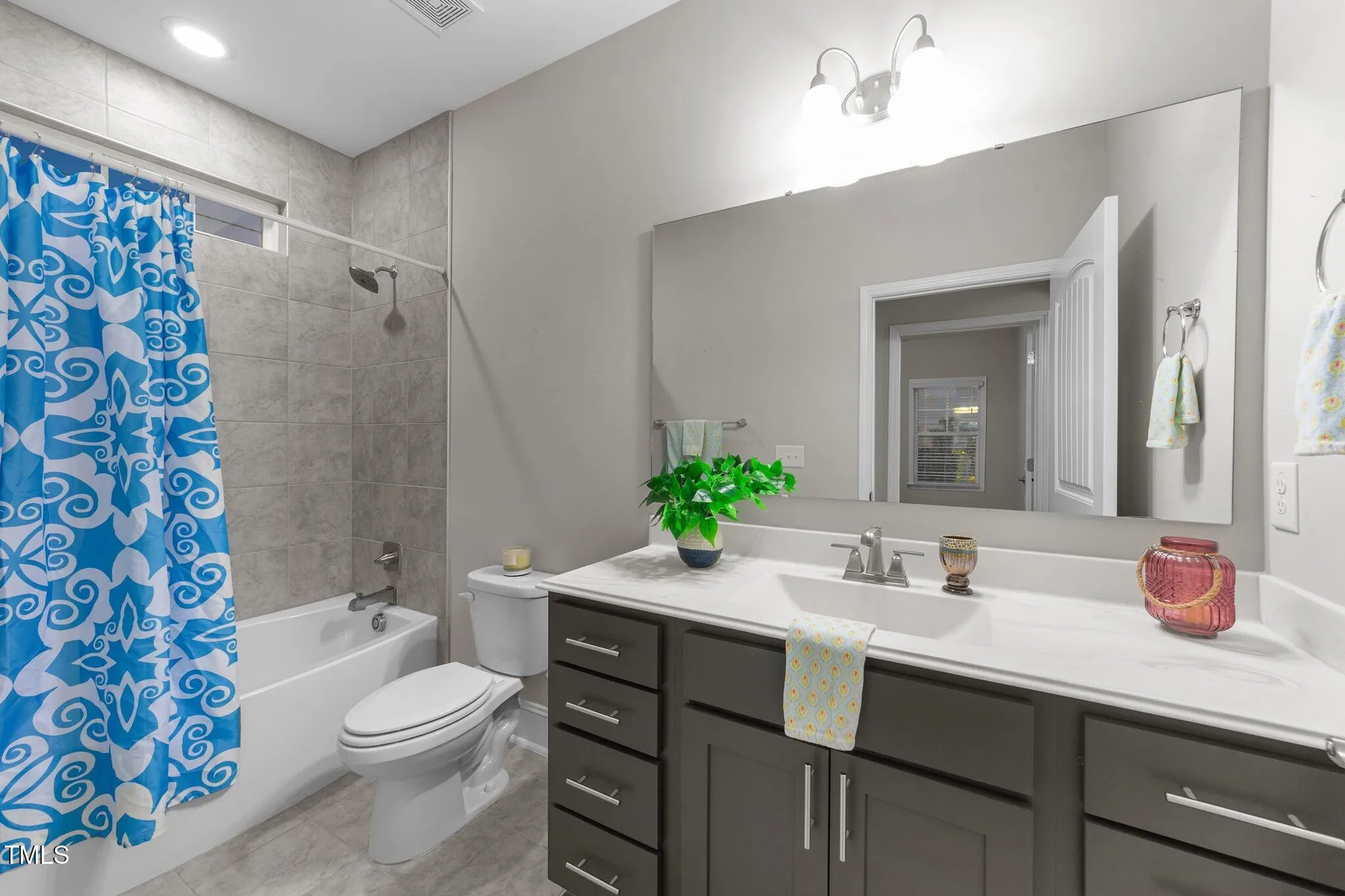 Property Slideshow image 23 of 41 | 80 bramble ln, Clayton, NC, 27527