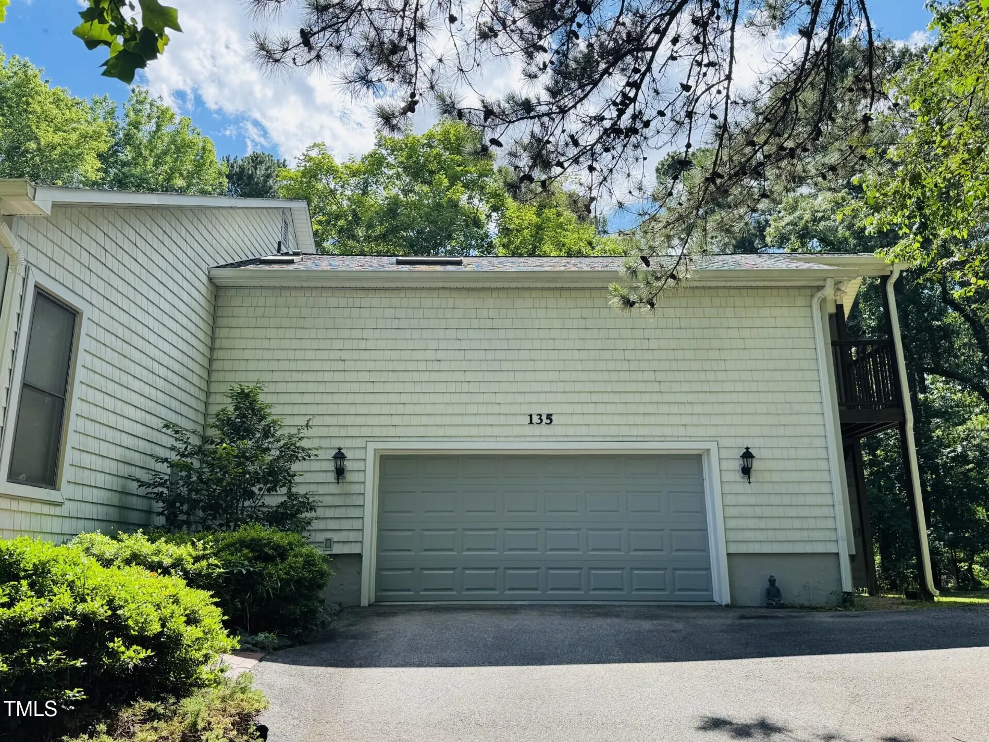 Property Slideshow image 10 of 55 | 135 weatherbend, Pittsboro, NC, 27312