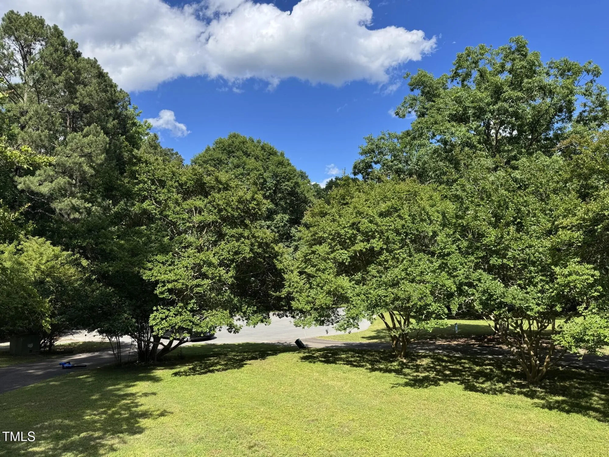 Property Slideshow image 11 of 55 | 135 weatherbend, Pittsboro, NC, 27312